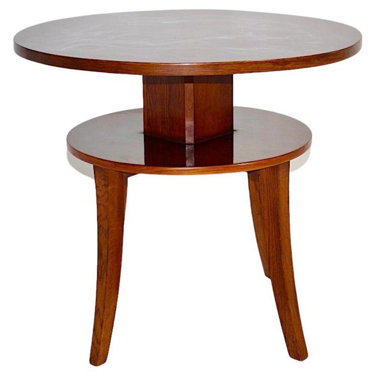 Art Deco Circular Brown Walnut Oak Coffee Table circa 1925 Vienna For Sale at 1stDibs