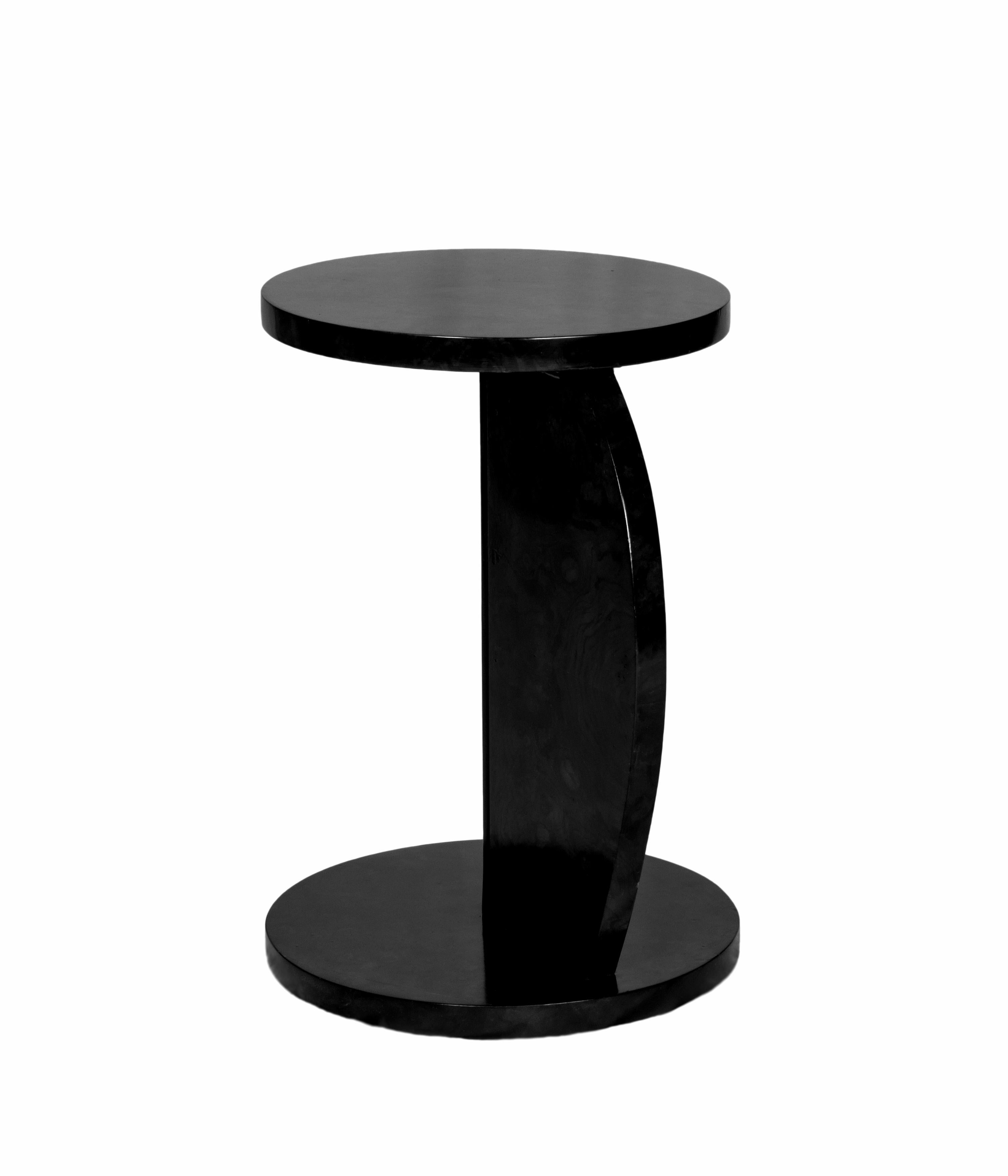 French Art Deco Circular Pedestal Black Lacquer Center Table, 20th Century For Sale