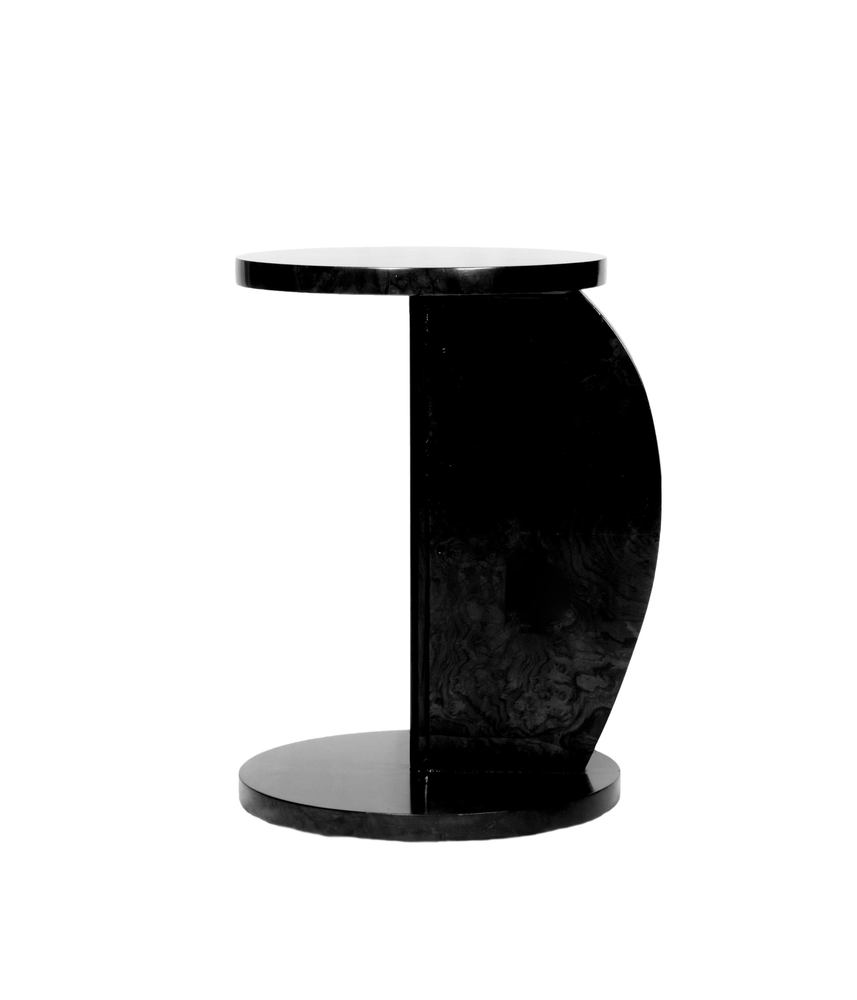 Walnut Art Deco Circular Pedestal Black Lacquer Center Table, 20th Century For Sale