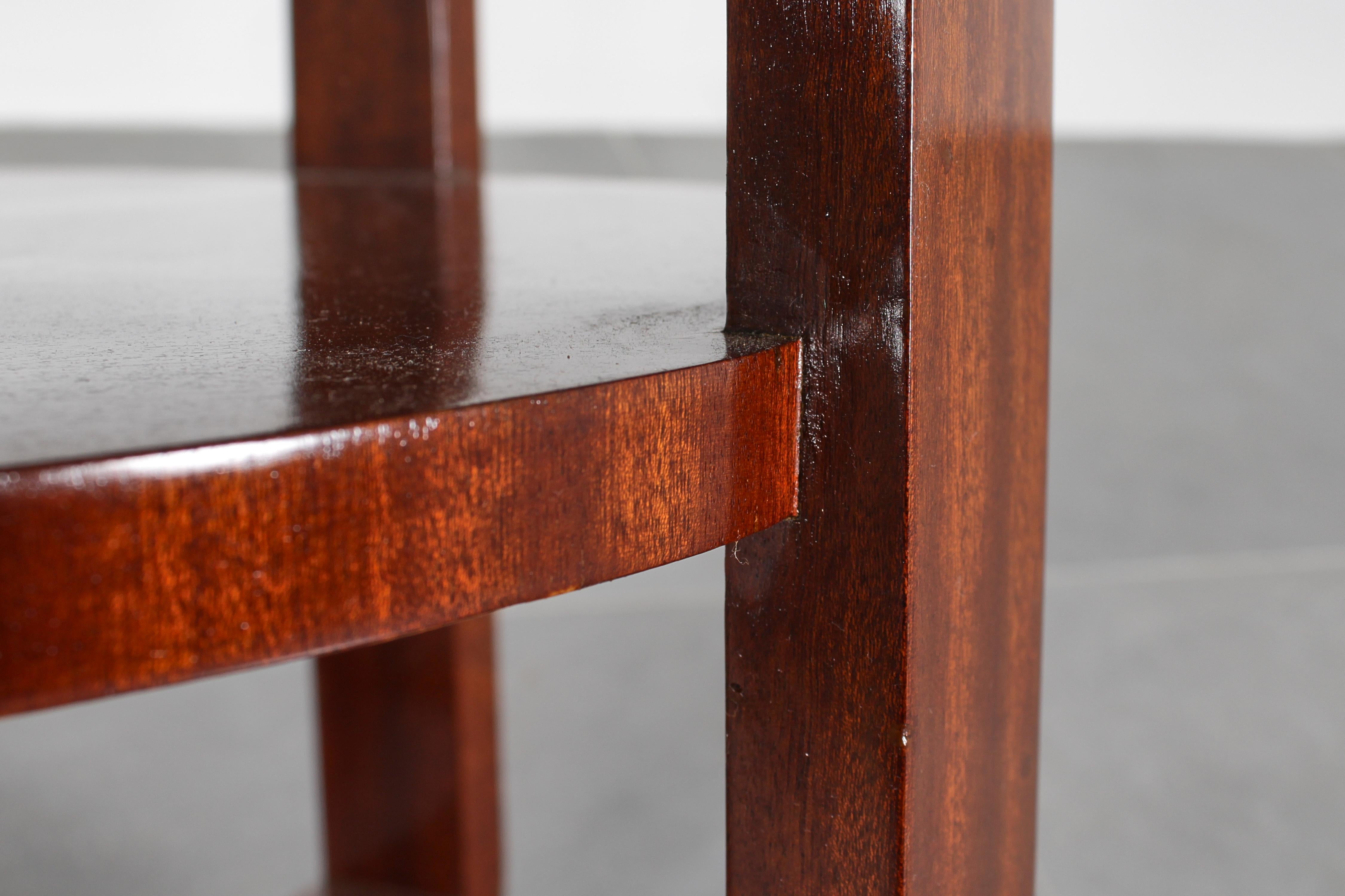 Art Déco Runder Beistelltisch aus gebogenem Holz und rosa verspiegeltem Glas 30er Jahre Italien im Angebot 6