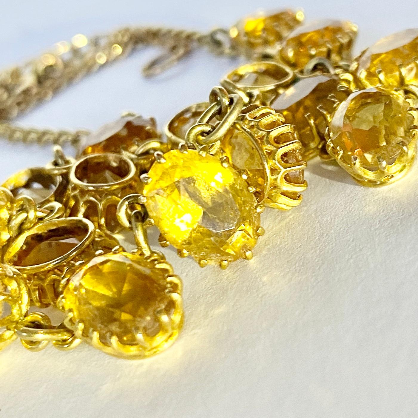 Round Cut Art Deco Citrine and 18 Carat Gold Rivière Necklace and Earrings