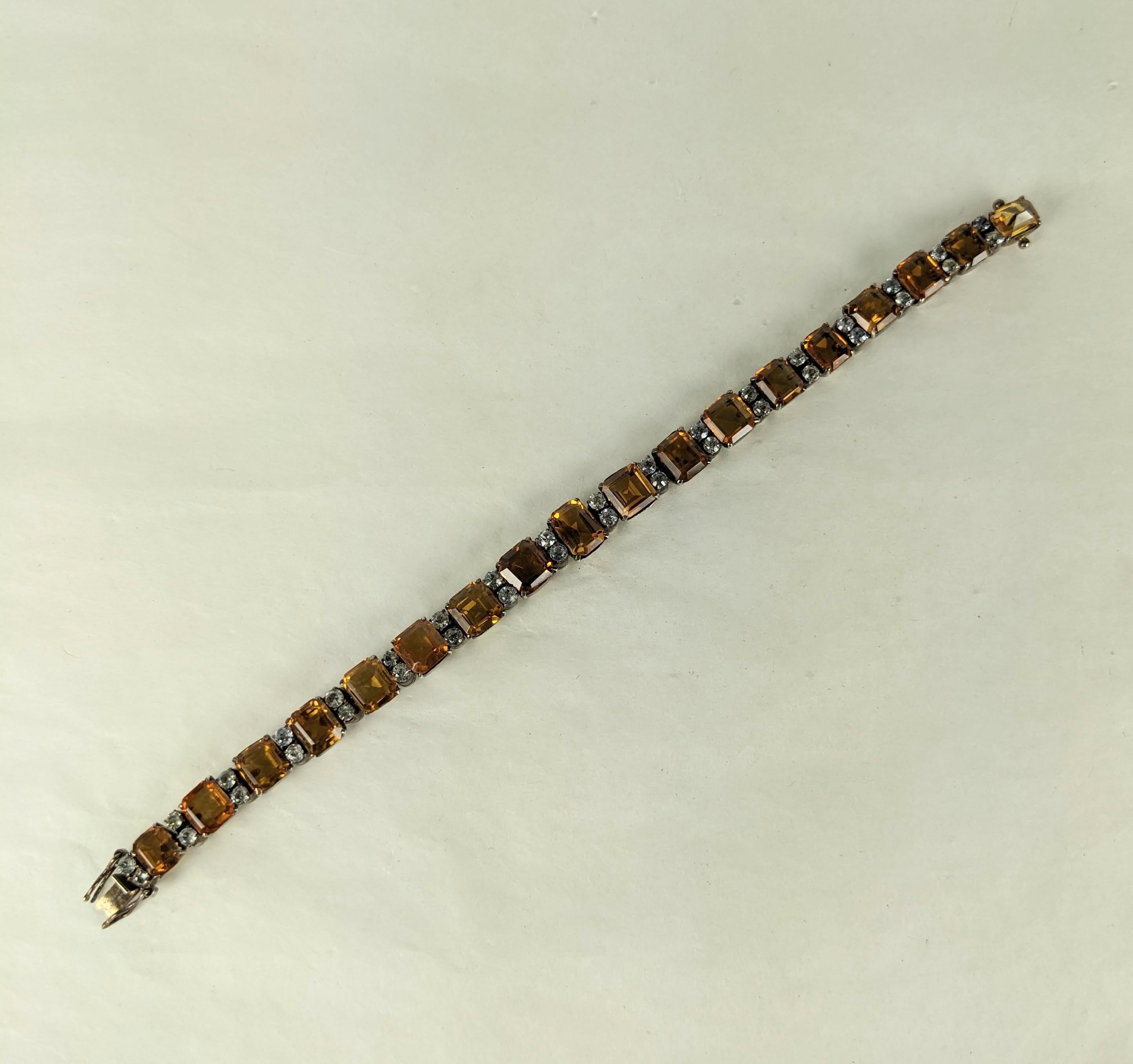 Taille carrée Bracelet ligne art déco en citrine en vente