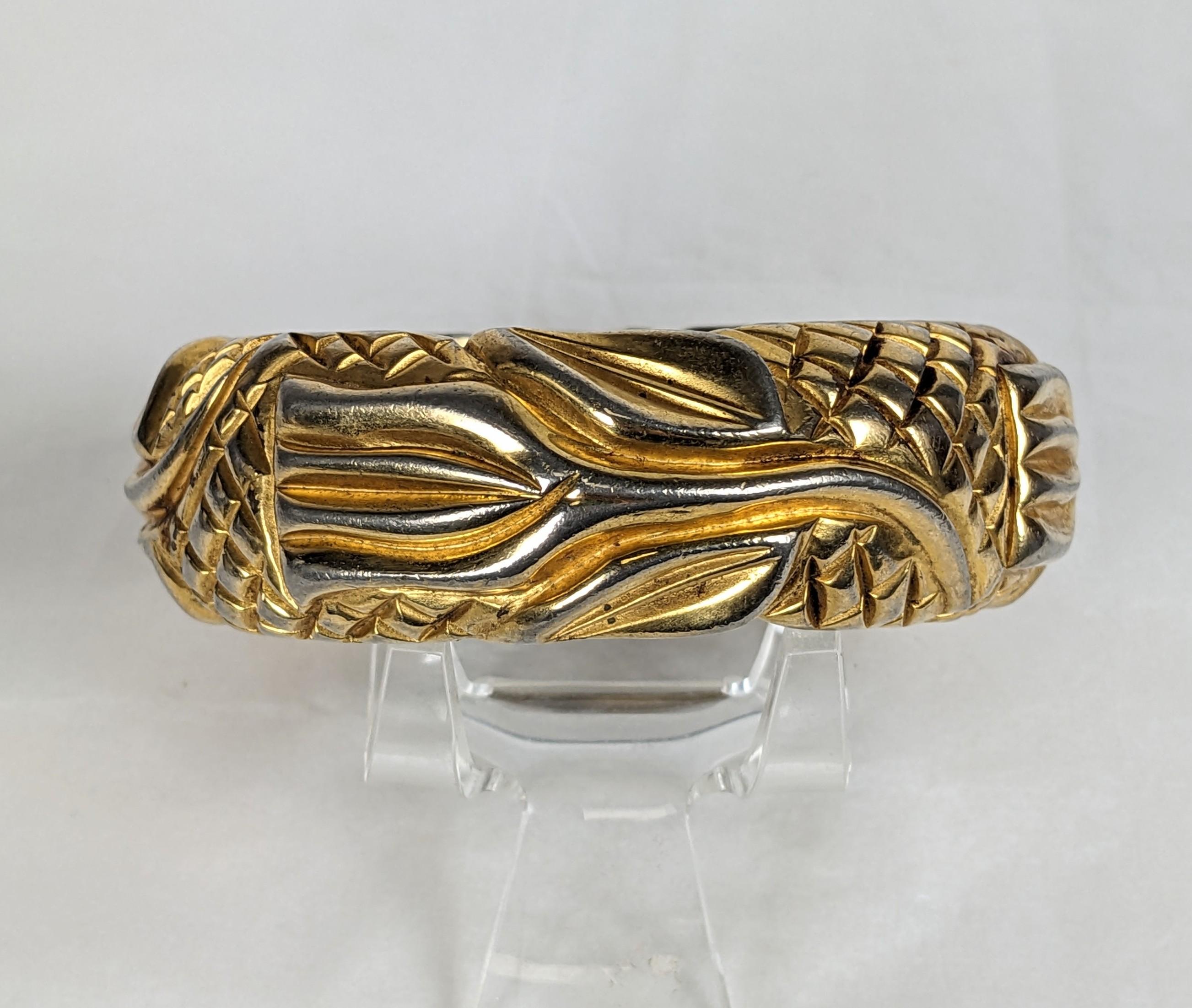 Bracelet Art Déco en bakélite plaquée et dorée Bon état - En vente à New York, NY