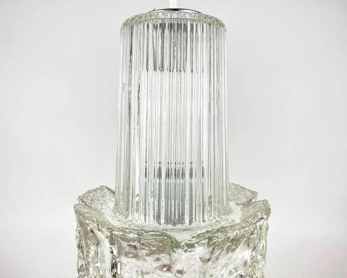 Art Deco Clear Glass Chandelier In Good Condition In Bastogne, BE