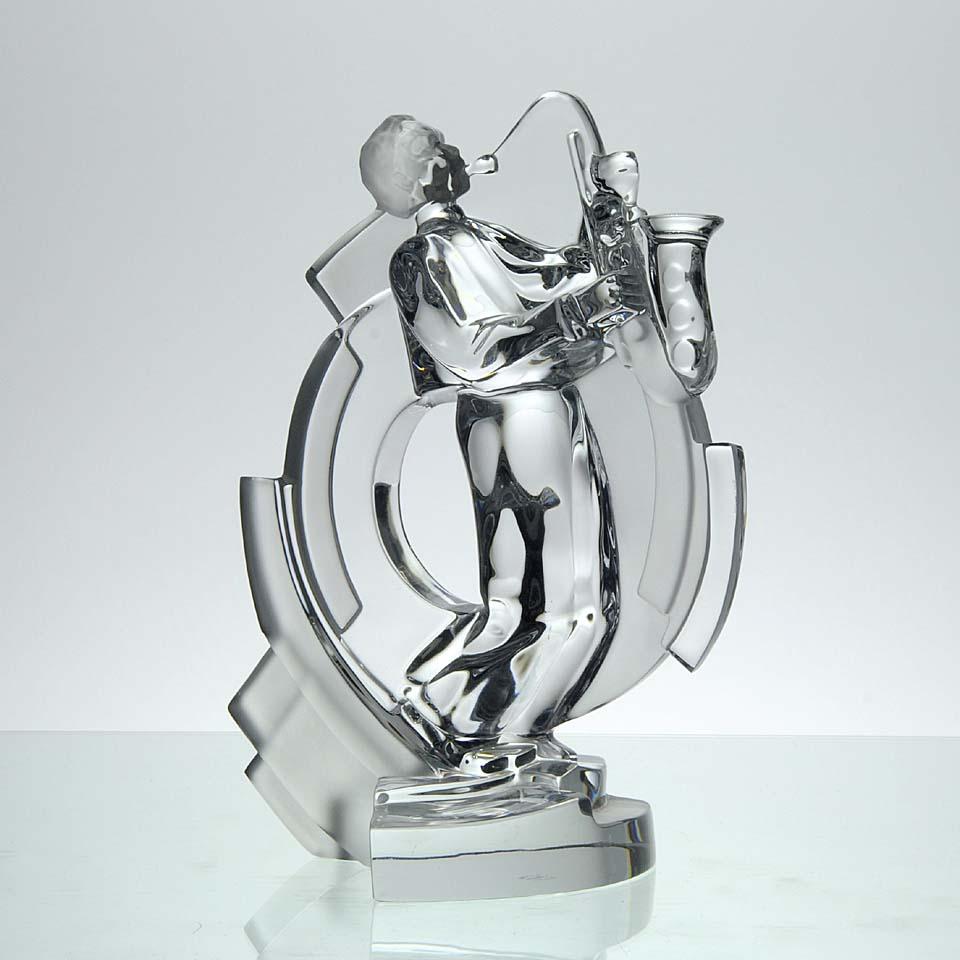 Art Deco Clear Glass Study Entitled Jazz Musician with Saxophone by Sèvres For Sale 3