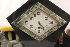 Horloge Art Déco - Jeune fille avec chien - Grande base en marbre