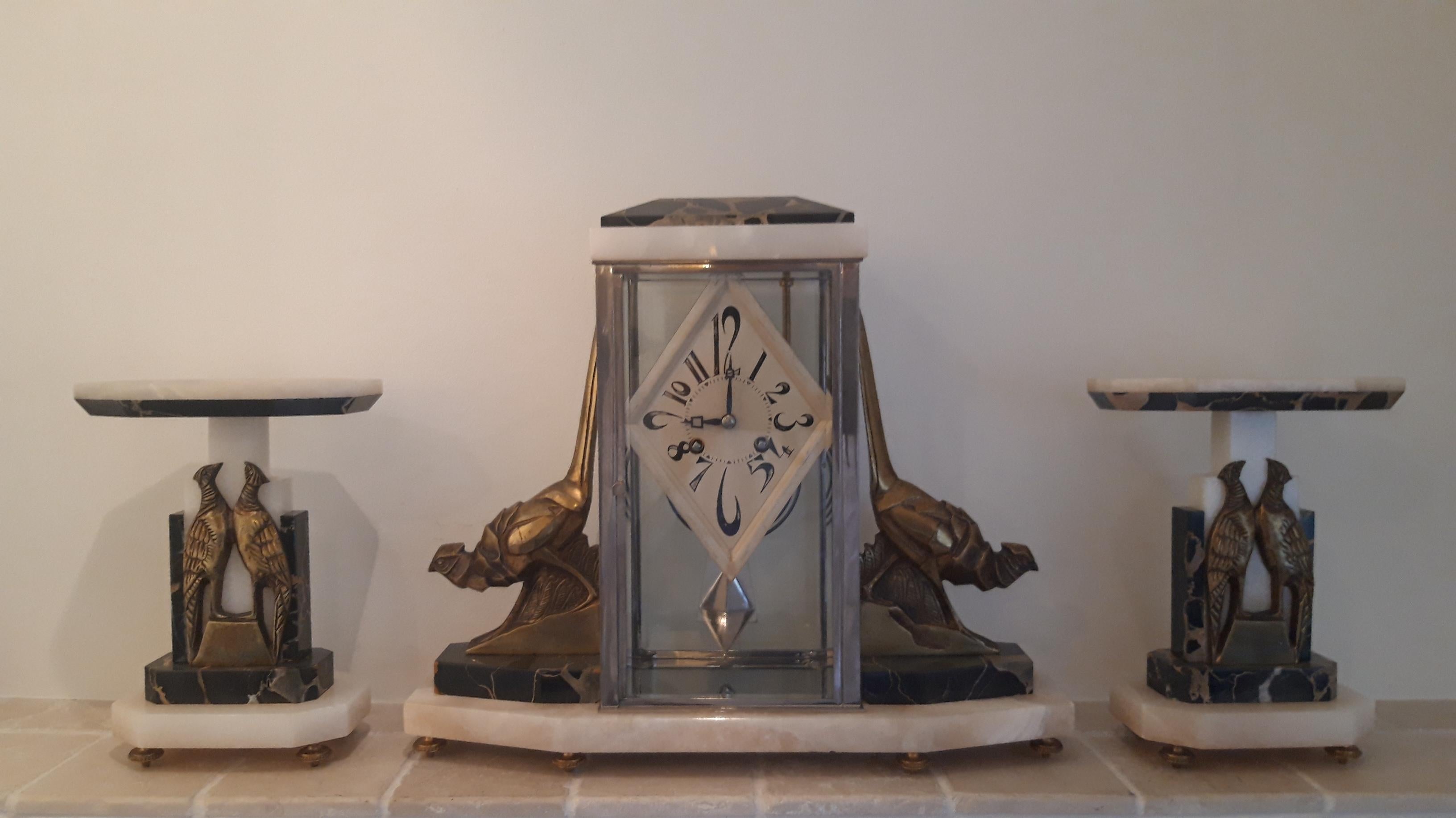 Early 20th Century Art Deco Clock Set, Marble Onyx and Bronze For Sale