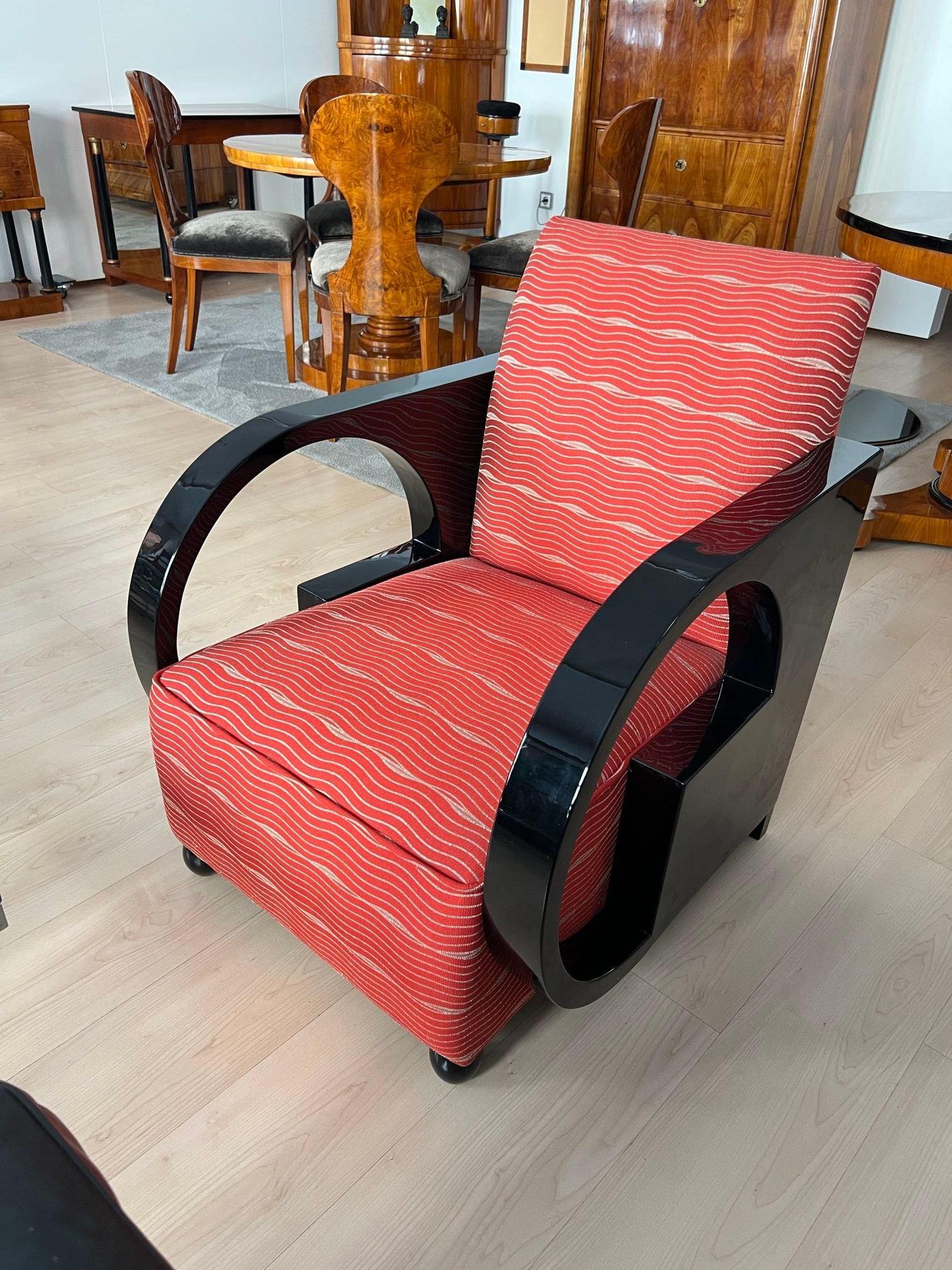 Art Deco Club Chair, Black Lacquer and Red Fabric, France circa 1930 For Sale 2