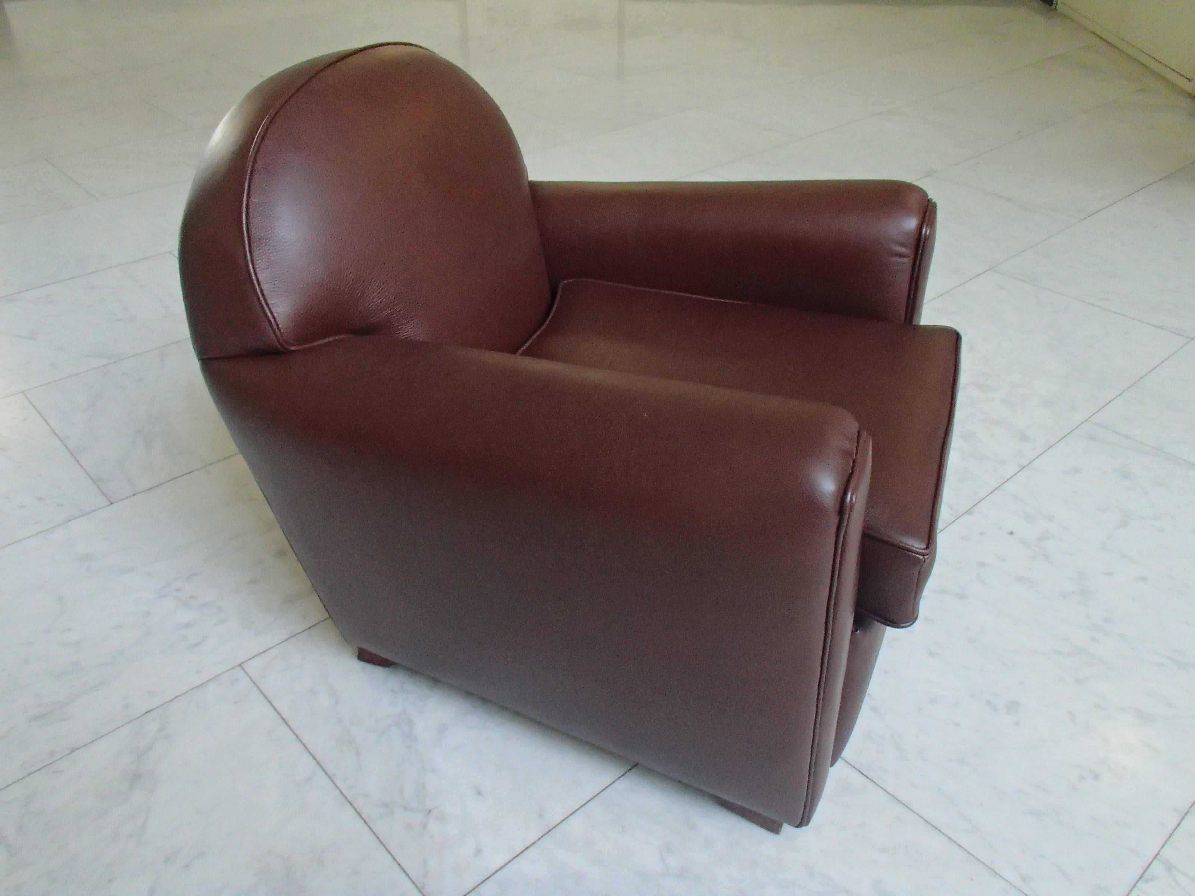 Art Deco Club Chair Completely Restored and Recovered with Brown Leather For Sale 1