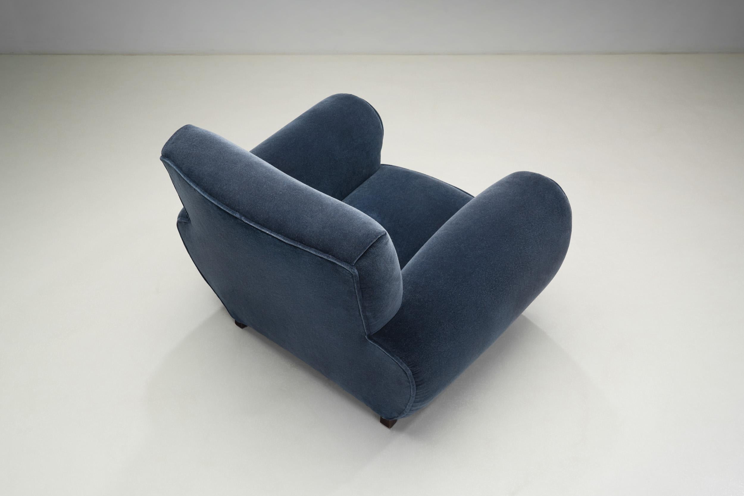 Art Deco Club Chair in Dark Blue Mohair, Europe 1930s For Sale 1