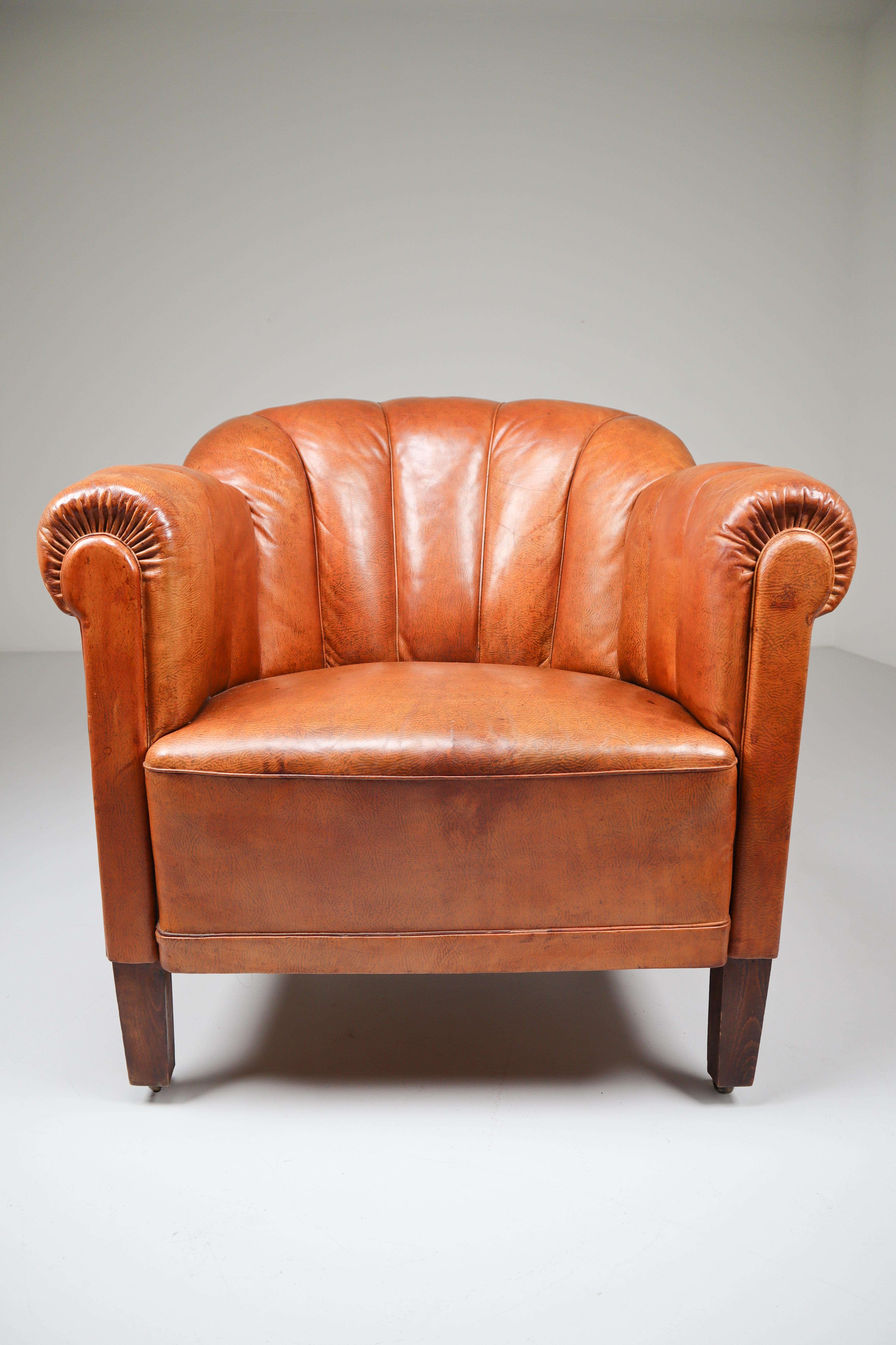 Art Deco Club Chair in Patinated Cognac Leather, Praque, 1930s 5
