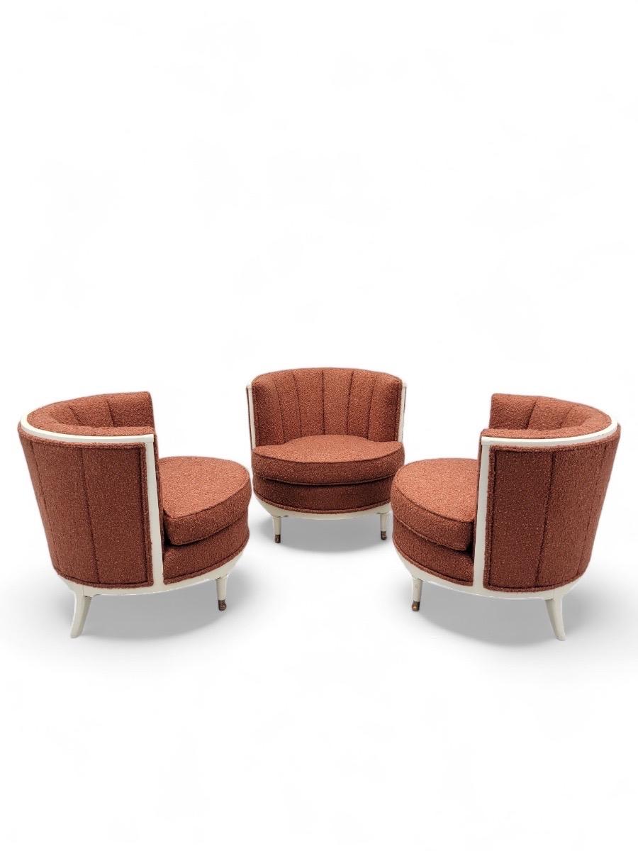 Fauteuils club Art Déco nouvellement restaurés et entièrement tapissés en bouclé orange en vente 5