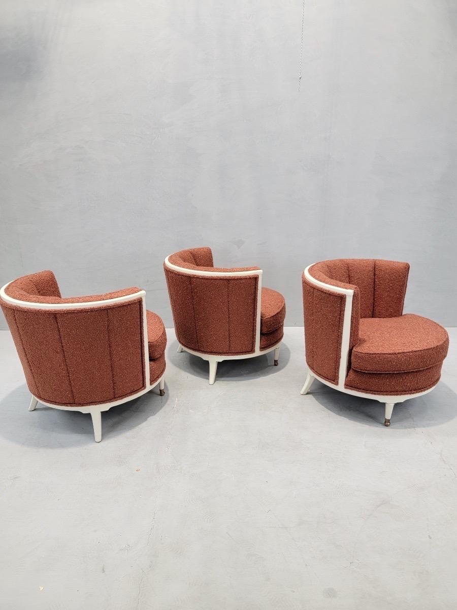 Art déco Fauteuils club Art Déco nouvellement restaurés et entièrement tapissés en bouclé orange en vente