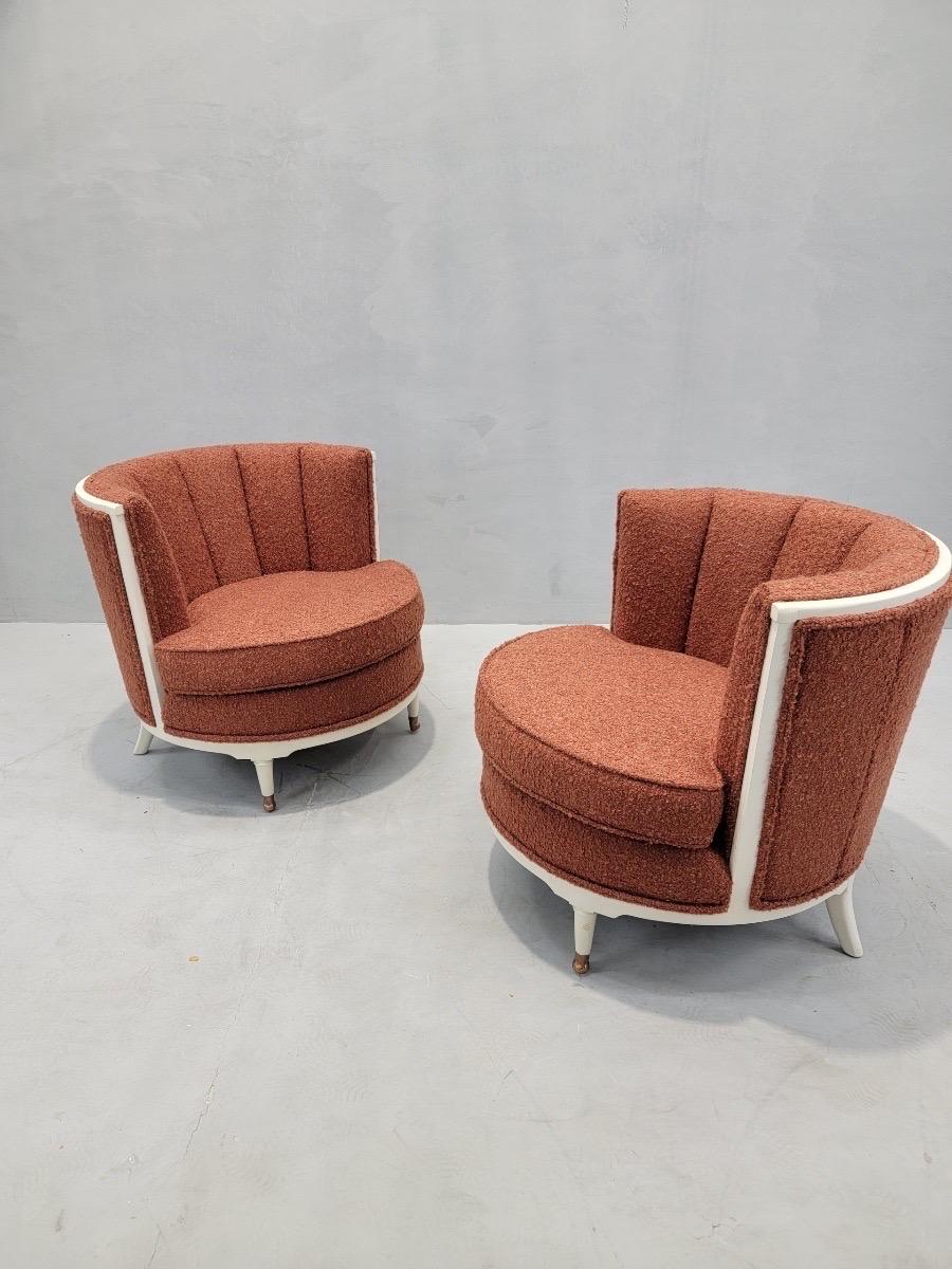 Milieu du XXe siècle Fauteuils club Art Déco nouvellement restaurés et entièrement tapissés en bouclé orange en vente