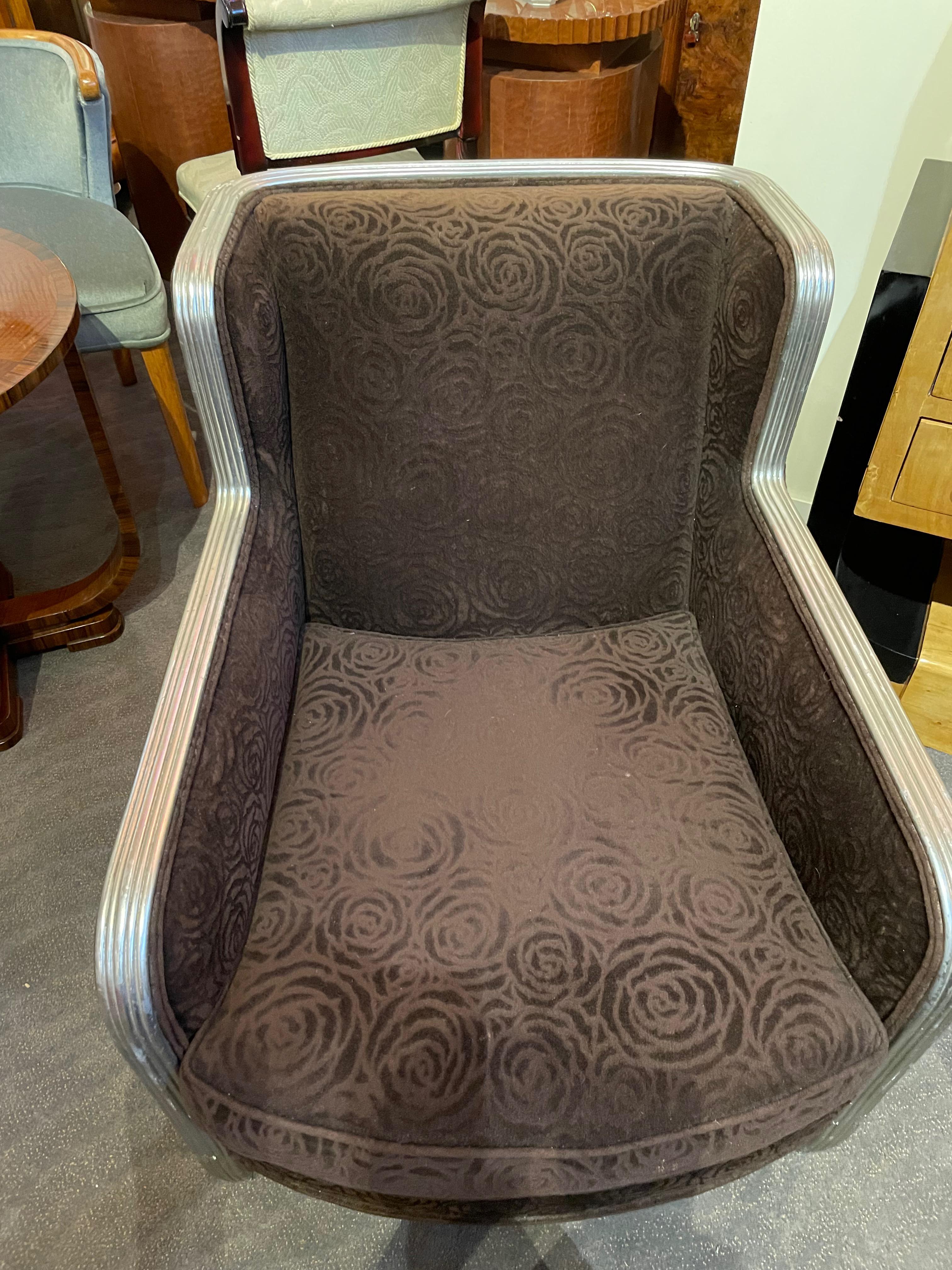 Art Deco Club Chairs with Footrest Mohair Fabric In Good Condition For Sale In Oakland, CA