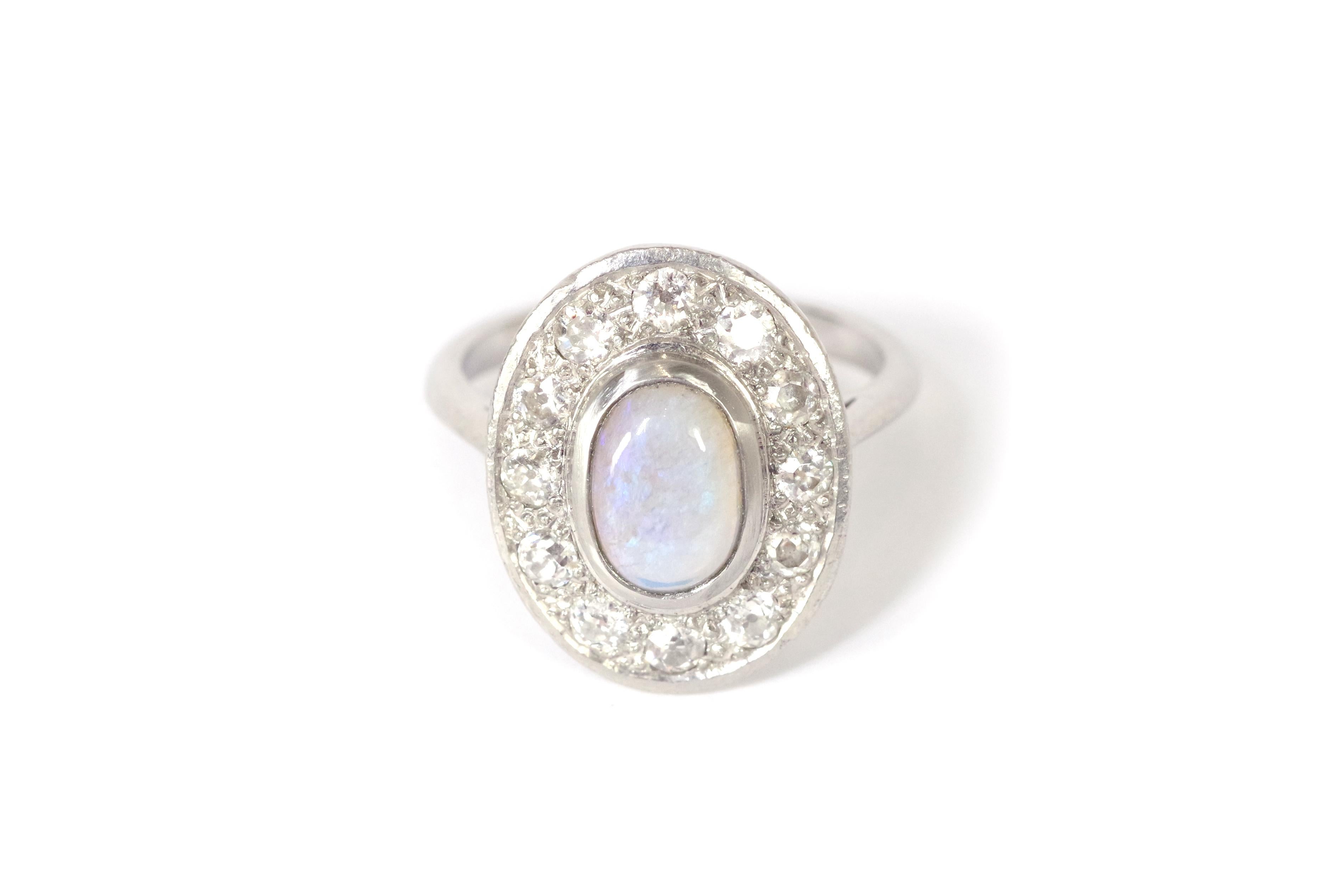 Art Deco cluster opal ring in platinum For Sale