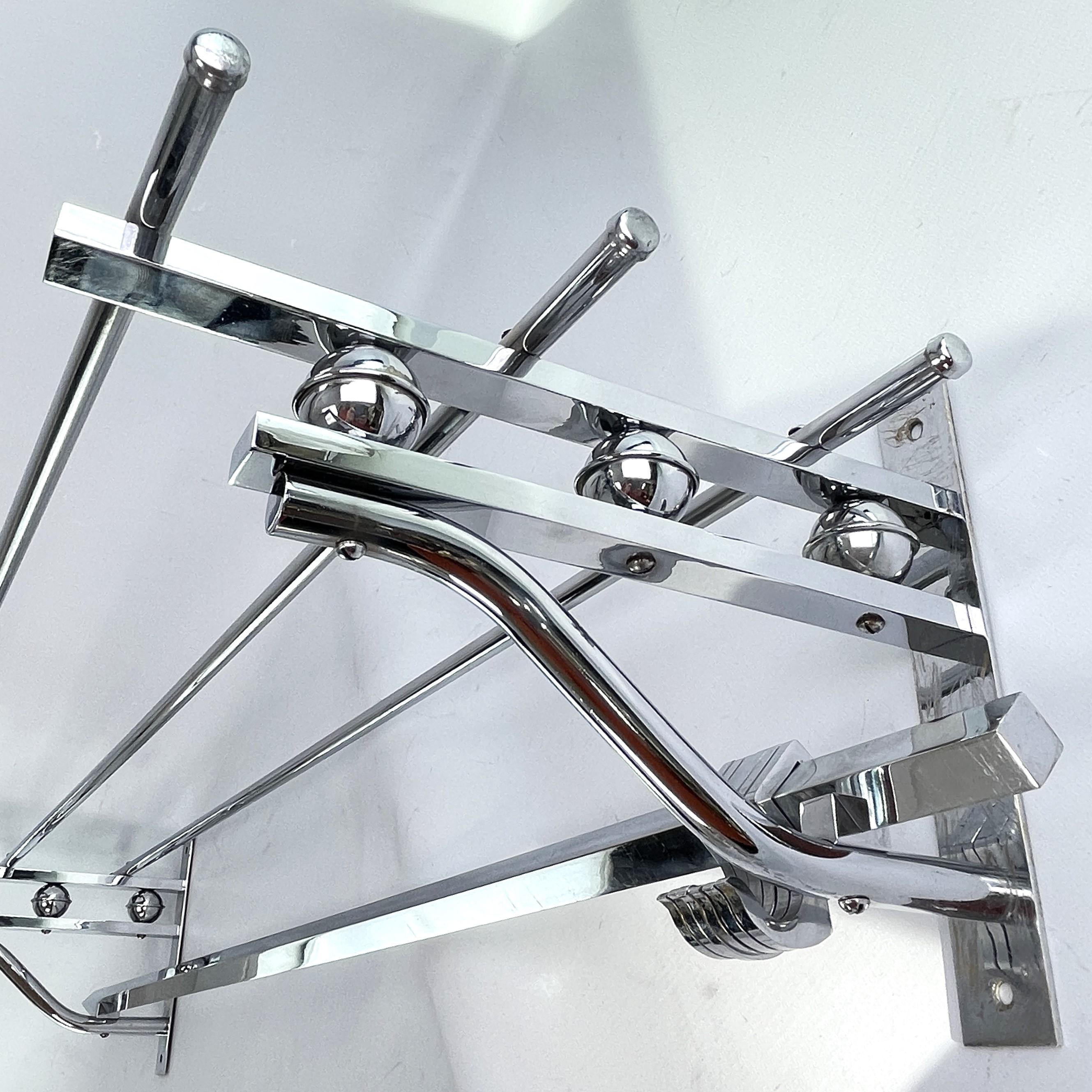 Français Porte-manteaux Art déco Bauhaus moderniste, années 1930 en vente