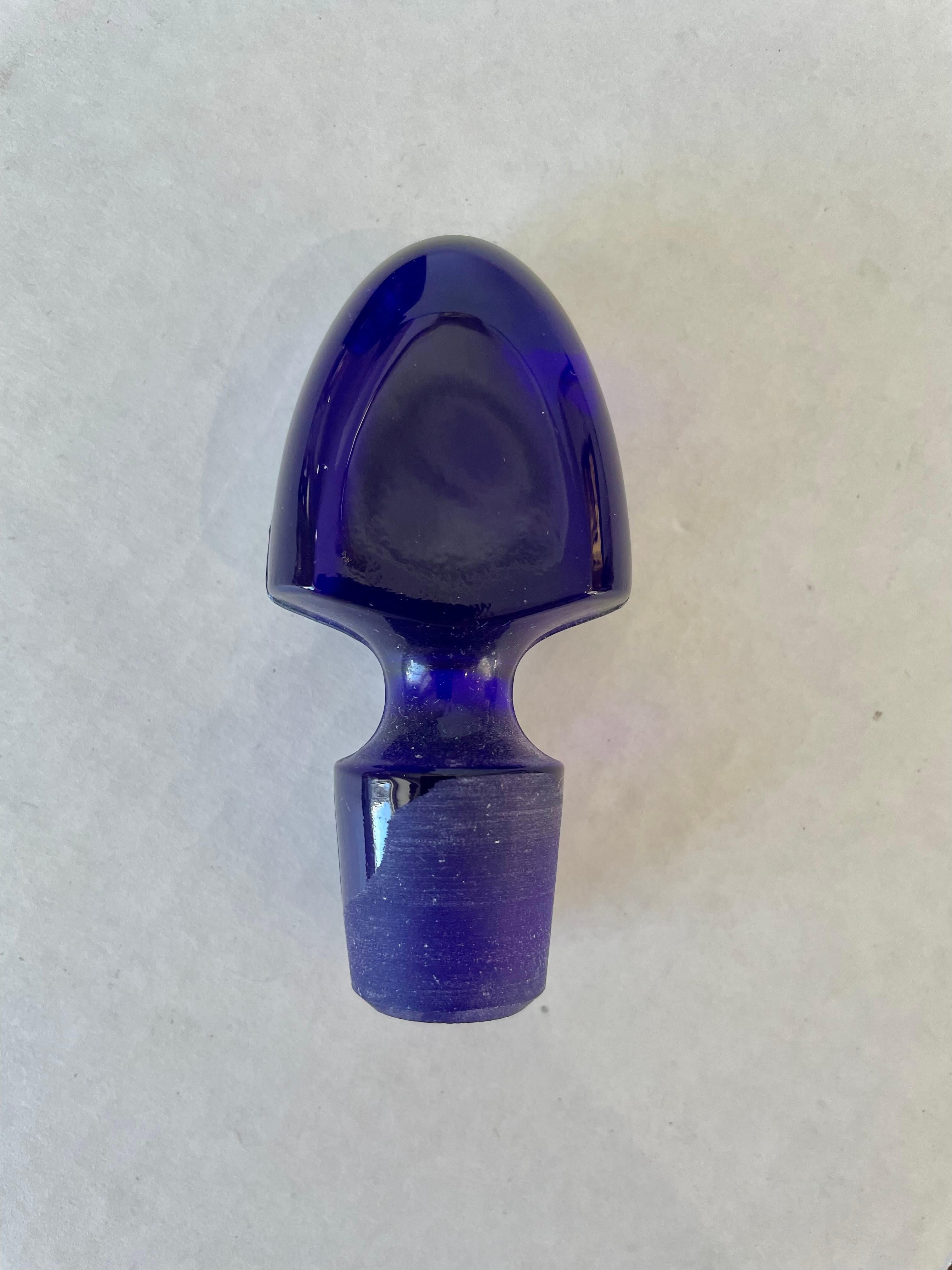 Art Deco Cobalt Blue Decanter In Good Condition For Sale In West Palm Beach, FL