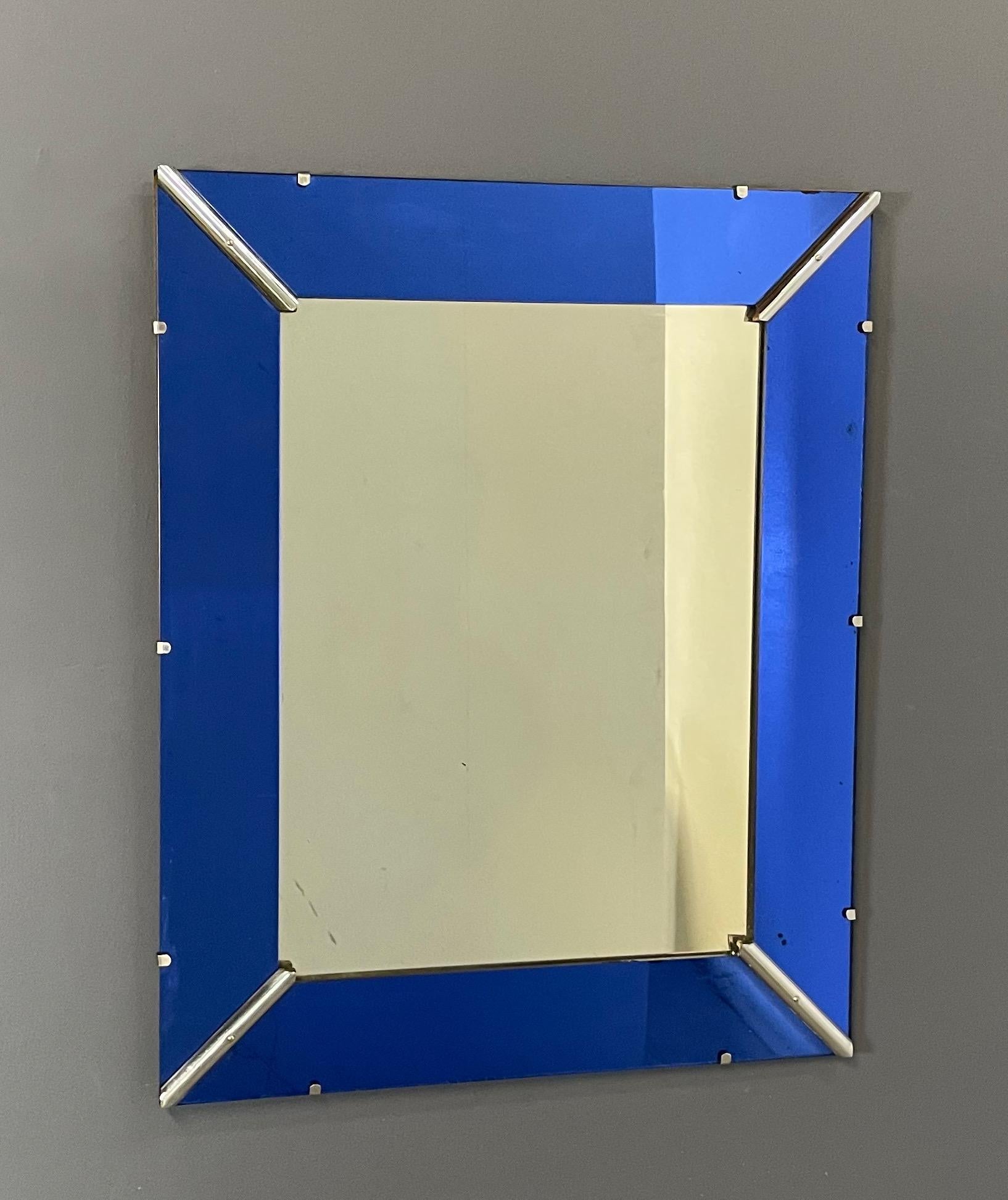 Art Deco British Cobalt Blue Glass Trimmed Rectangular Mirror In Good Condition For Sale In Philadelphia, PA