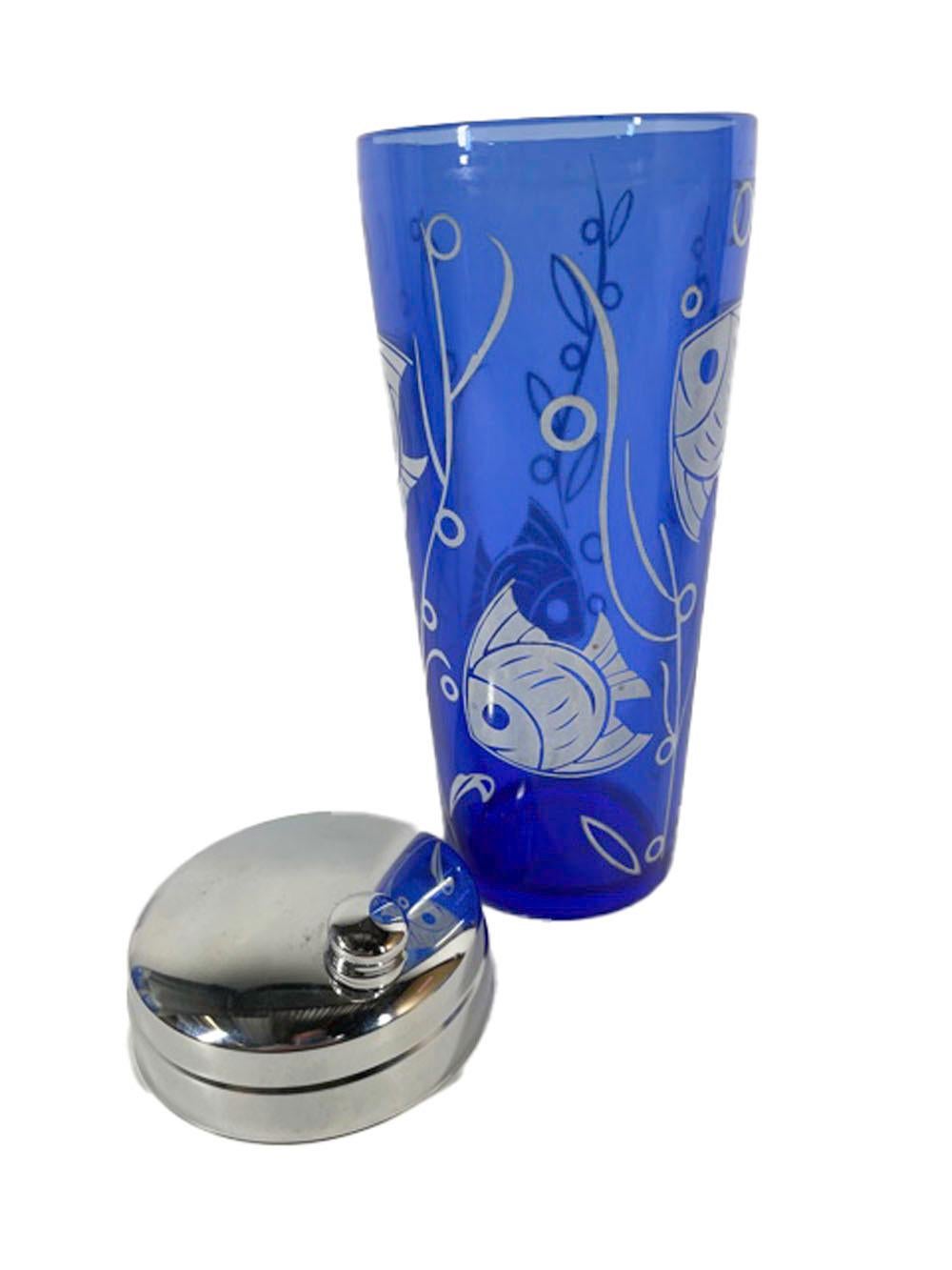 XX secolo Shaker e bicchieri da cocktail Art Decoalt con pesci tropicali di Hazel-Atlas in vendita