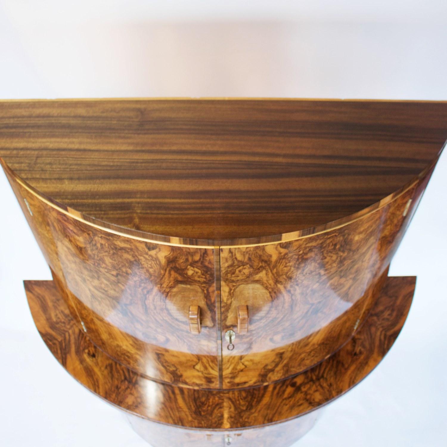 Cabinet de cocktail Art Déco par Gold Feather Products Anglais:: vers 1930 5