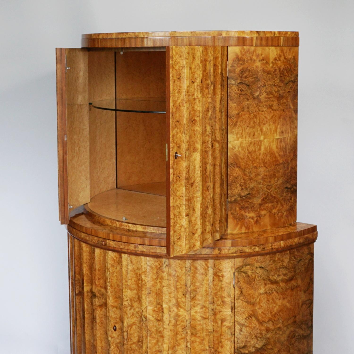 Art Deco Cocktail Cabinet by Harry & Lou Epstein English, Circa 1930 In Excellent Condition In Forest Row, East Sussex