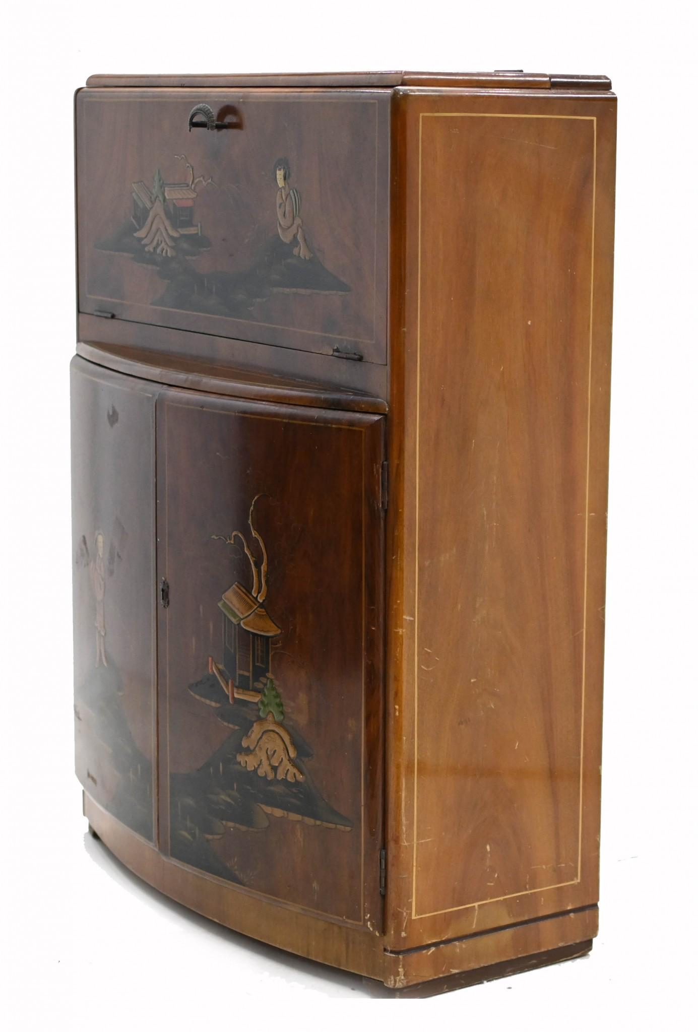 Art Deco Cocktail Cabinet Chinoiserie Drinks Chest Period 1930s In Good Condition In Potters Bar, GB