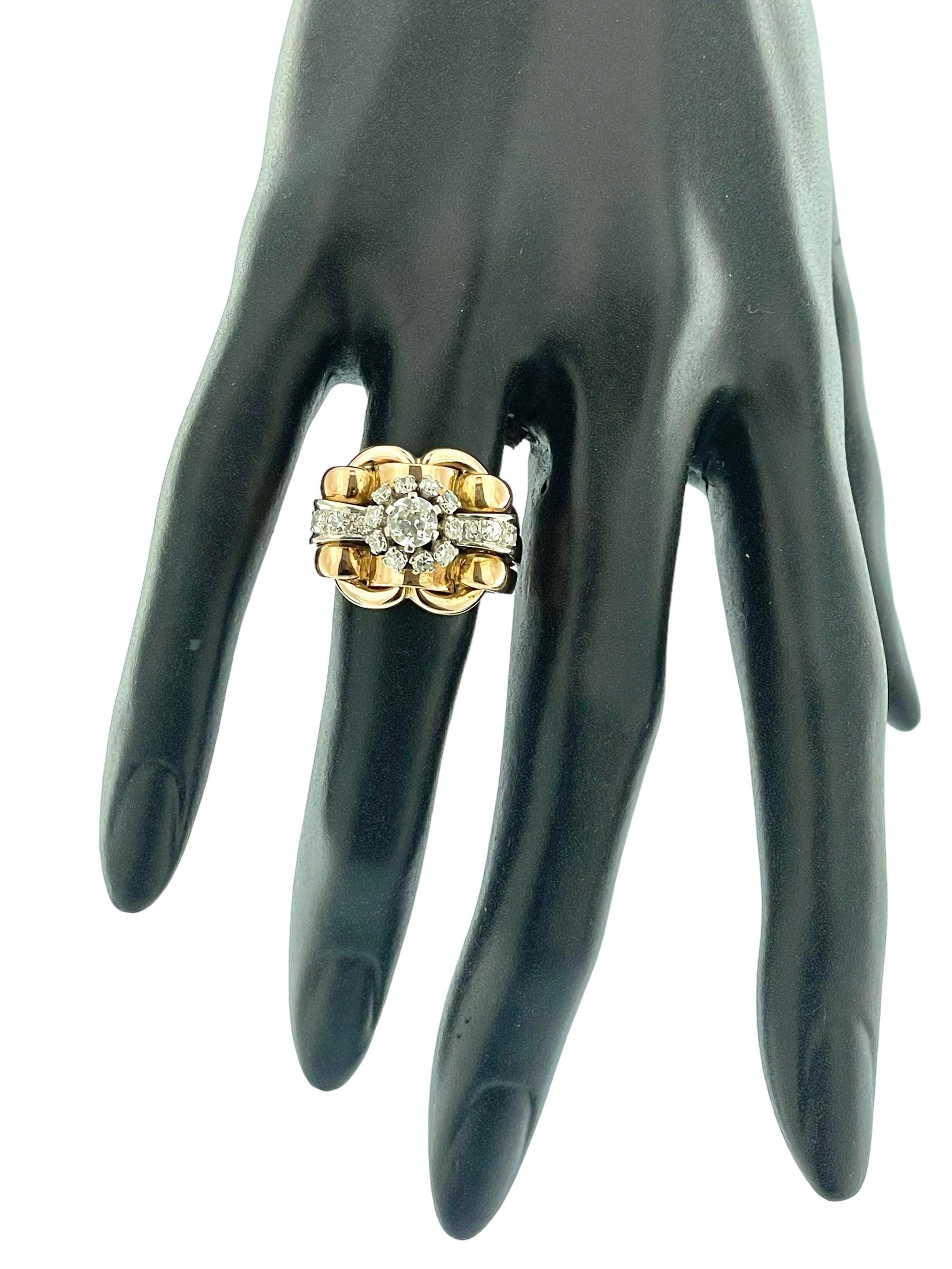 Art Deco Cocktail Ring White and Rose Gold with Diamonds For Sale 2
