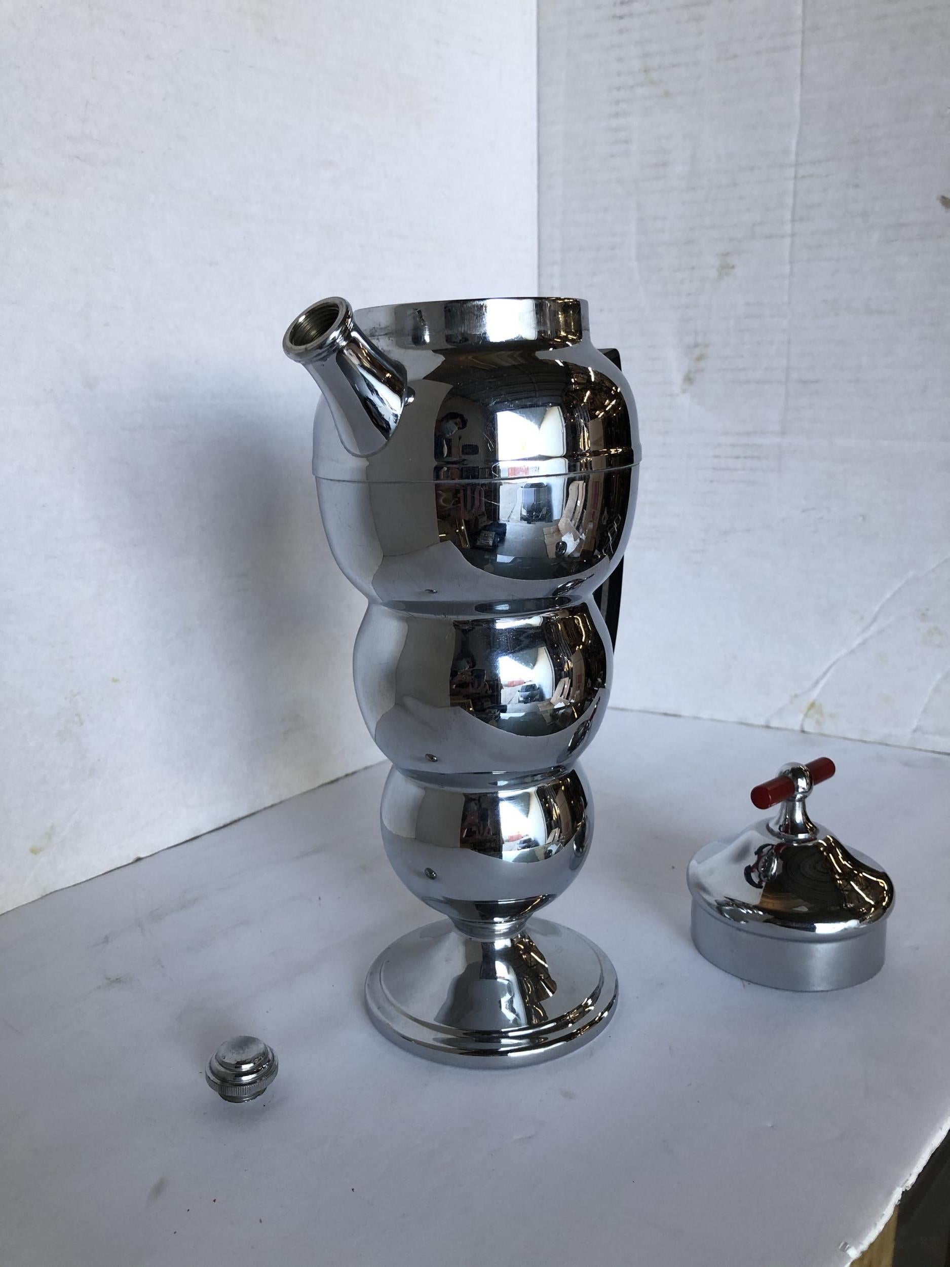 Art Deco Cocktail Shaker 1