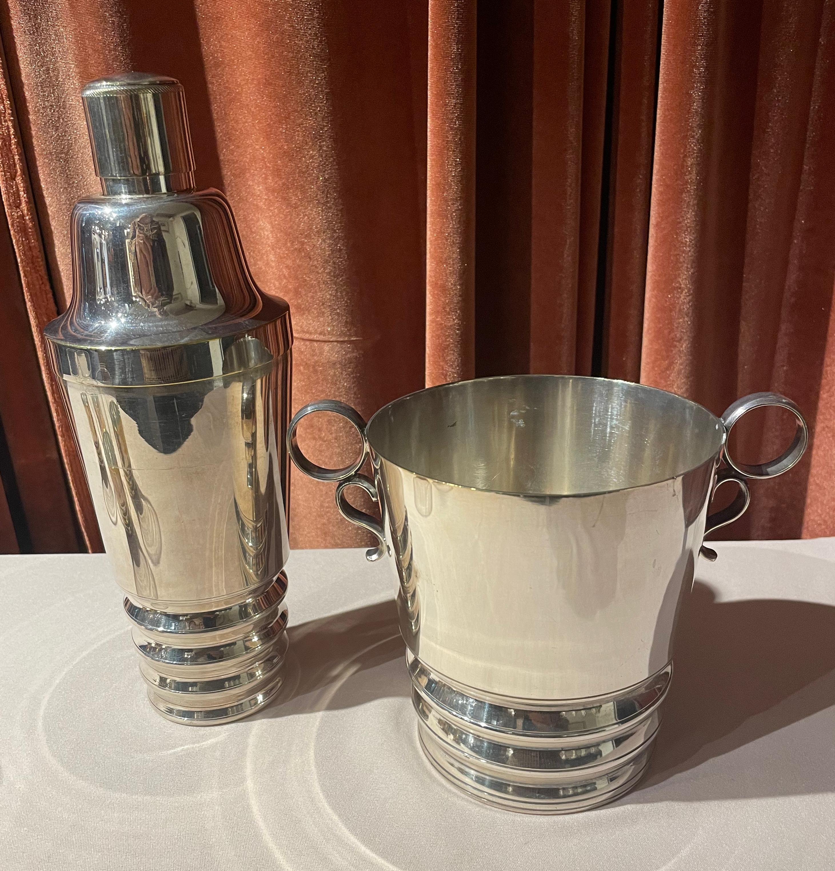 Art Deco Cocktail Shaker Matching Glasses and Ice Bucket Silver Plate For Sale 9