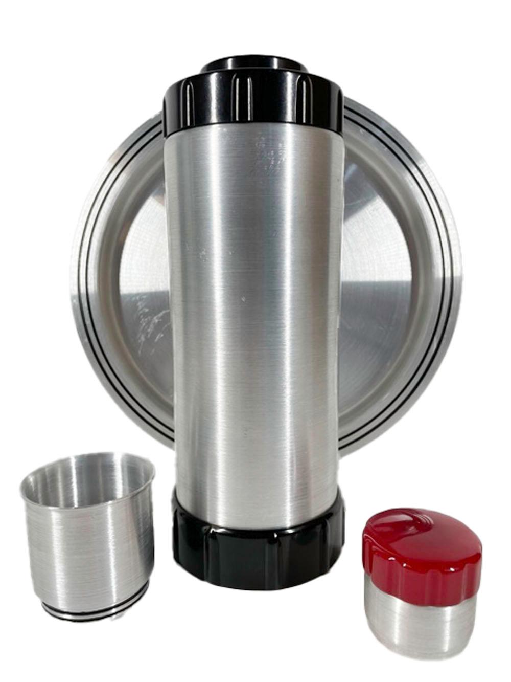 Art-Déco-Cocktailshaker-Set, entworfen von Ralph N. Kircher für West Bend (20. Jahrhundert) im Angebot