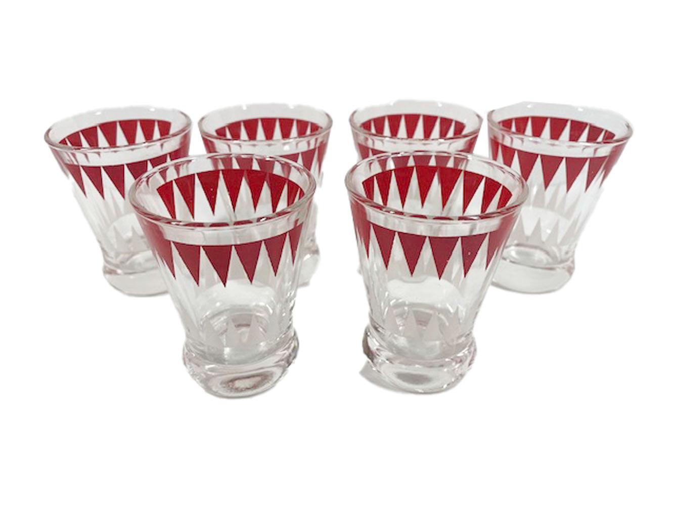 Art Deco Cocktail Shaker Set w/Geometric Red and White Arrow Design In Good Condition For Sale In Nantucket, MA