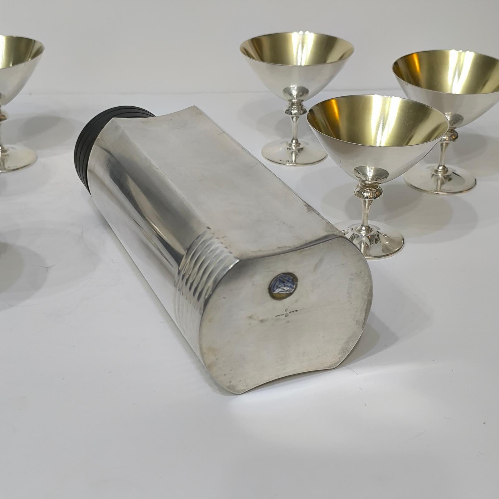 Art Deco Cocktail Shaker with 6 Martini Glasses by Folke Arström, Sweden For Sale 6