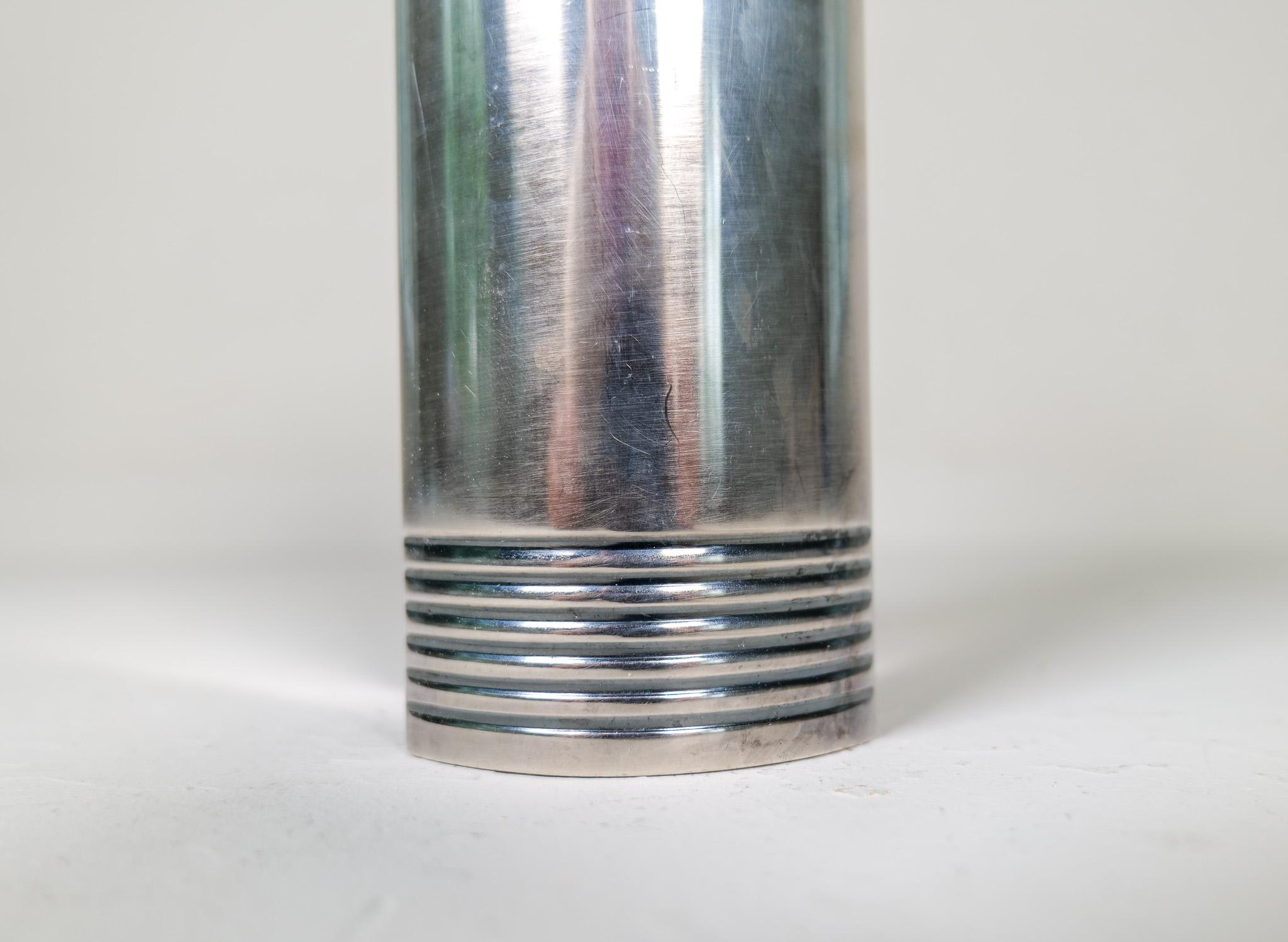 Mid-20th Century Art Deco Cocktail Shaker with 6 Small Glasses by Folke Arström, Sweden For Sale