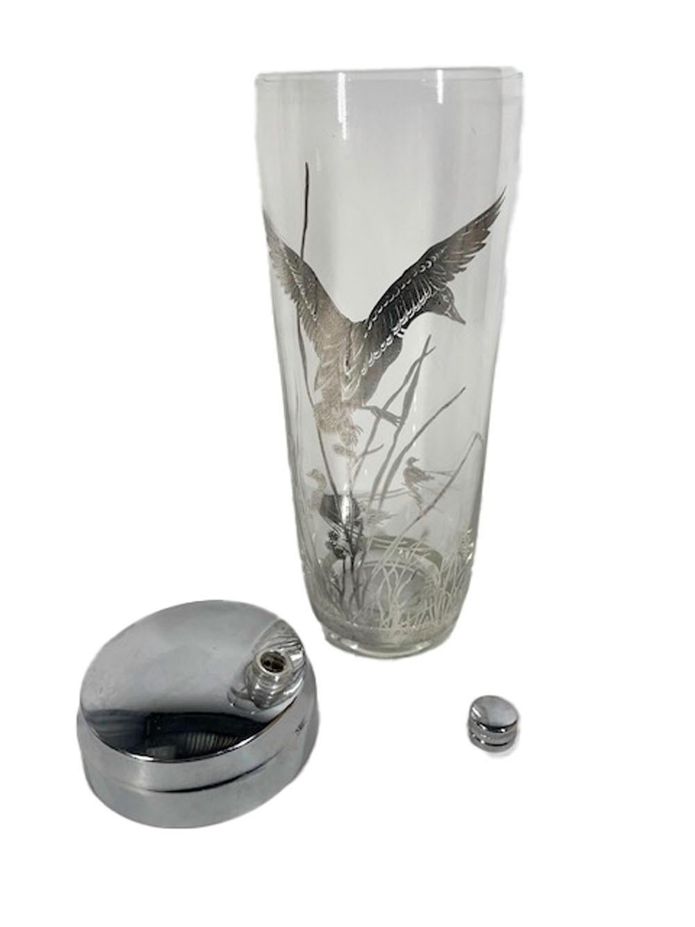 Art Deco Cocktail Shaker with Silver Overlay Ducks in Reeds on Clear Glass In Good Condition In Nantucket, MA