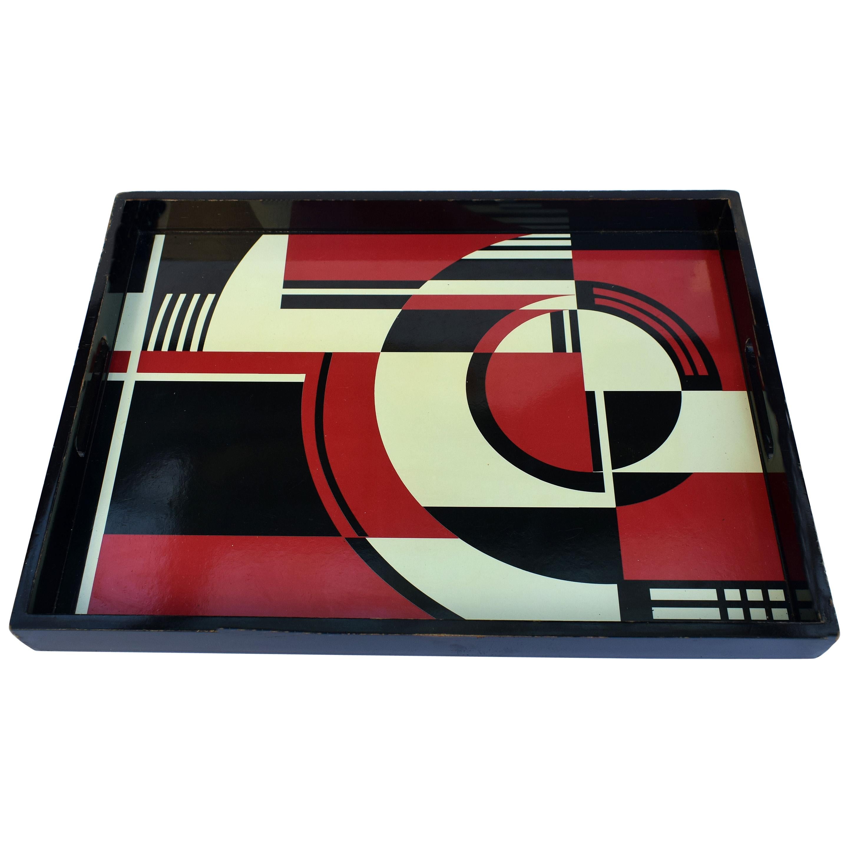 Large sized iconic Jazz era Art Deco cocktail serving tray dating to the 1930s. Highly decorative item with a fabulous geometric patterning. A truly rare find in exceptional condition, that any Art Deco connoisseur will appreciate.