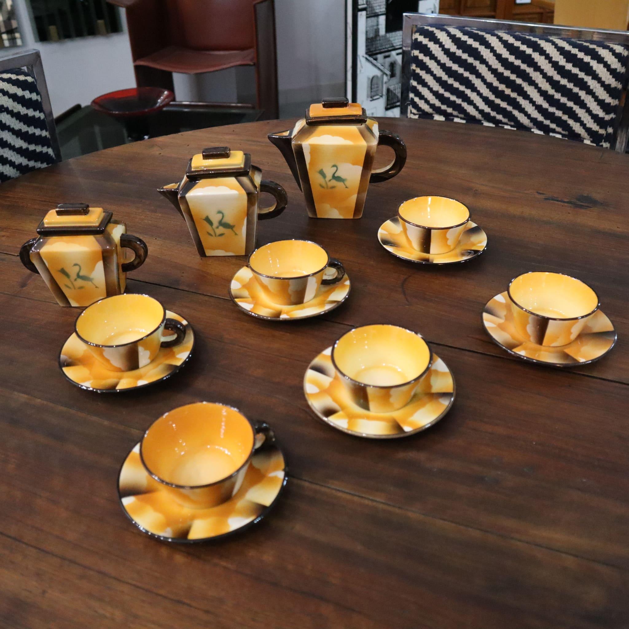 Art deco coffee service set ceramic by Carraresi Lucchesi, Italy, 1930s

This rare Art Deco ceramic coffee service set was produced in Tuscany, Italy, between 1928 and 1936 by the renowned Carraresi Lucchesi ceramic manufactory. Featuring bold,