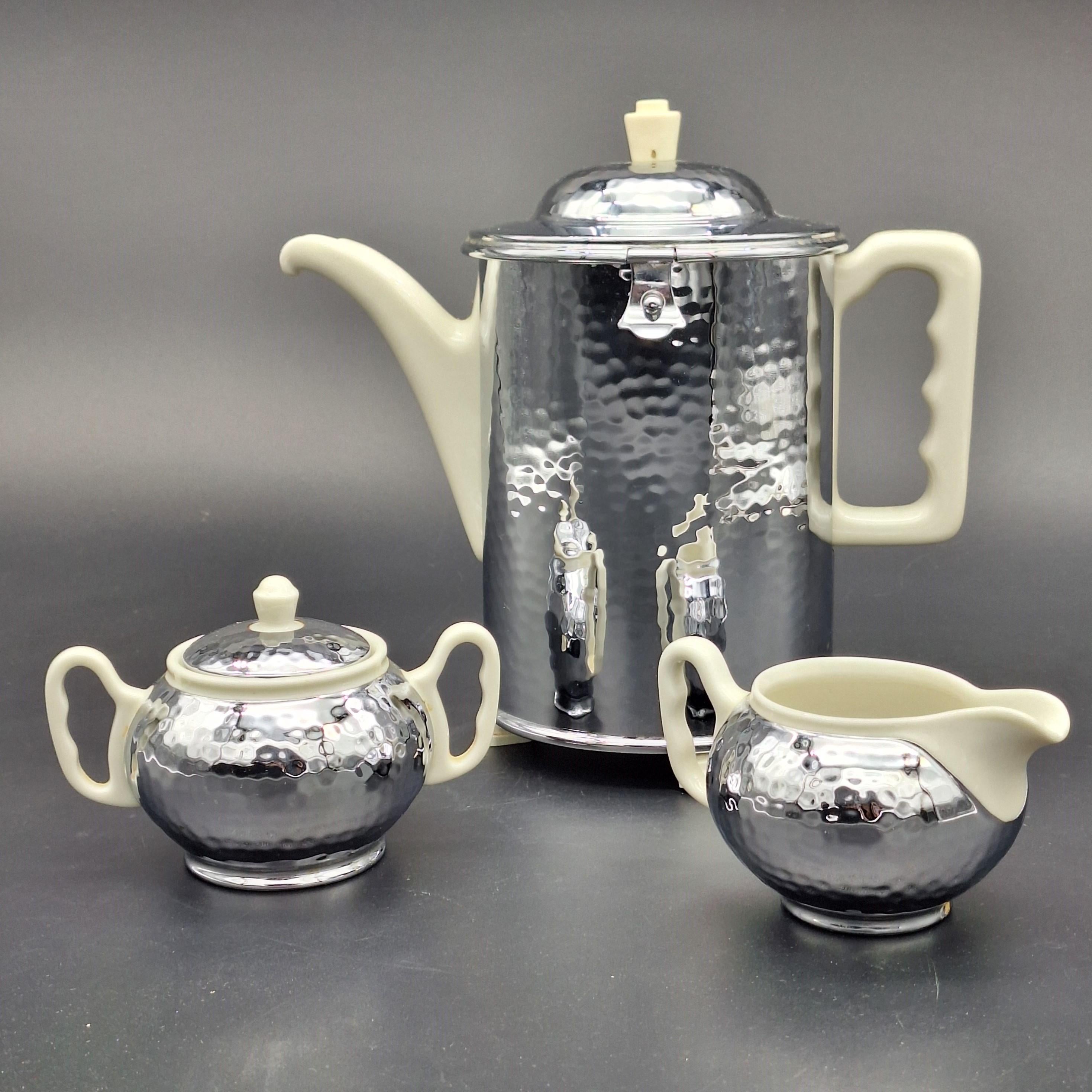 German Art Deco Coffee set from Thermisol. 1930 1940 For Sale