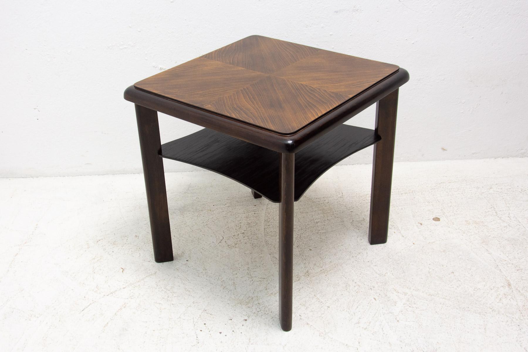 Czech Art Deco Coffee Table by Thonet, 1930´s, Bohemia For Sale