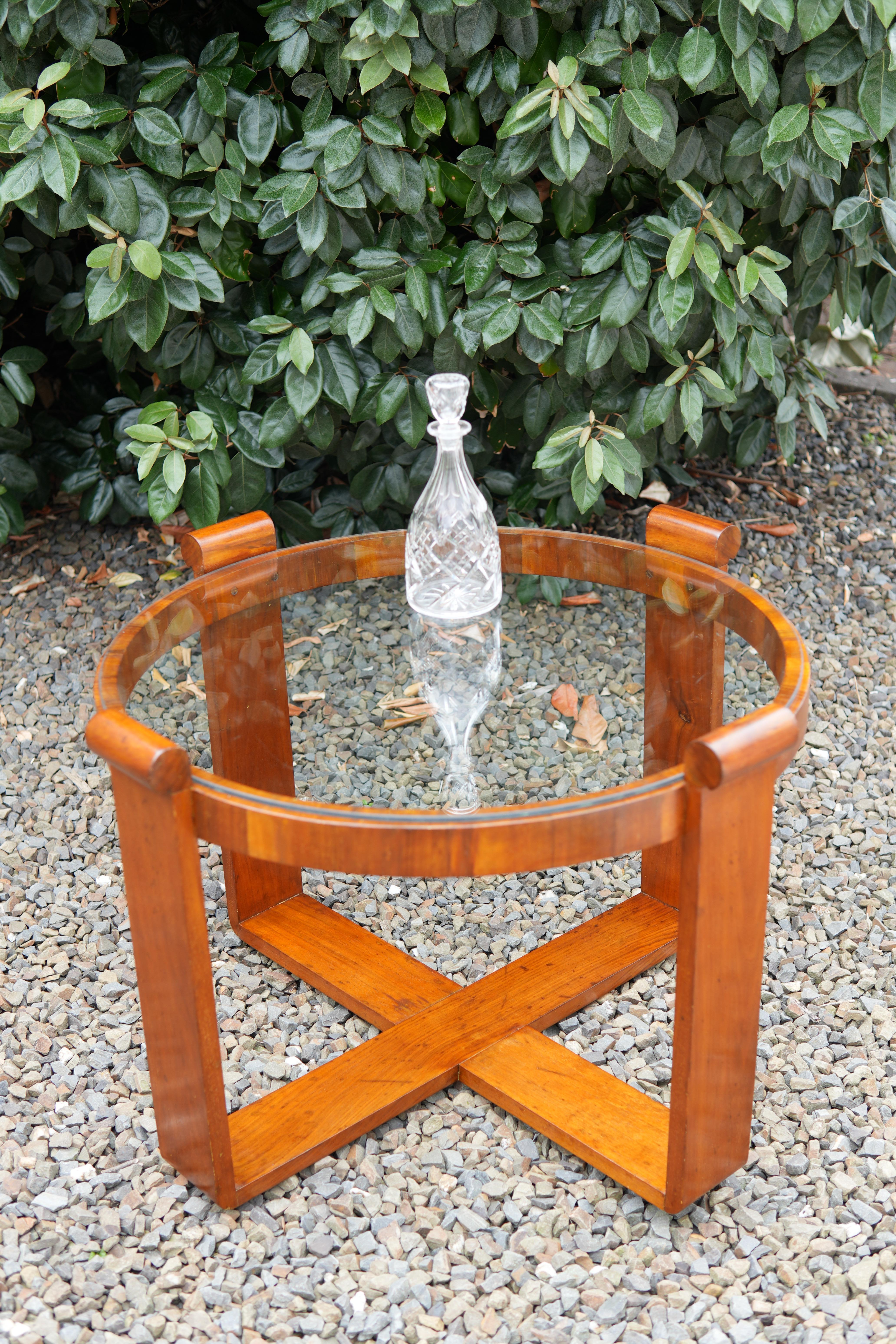 Art Deco Couchtisch (Art déco) im Angebot