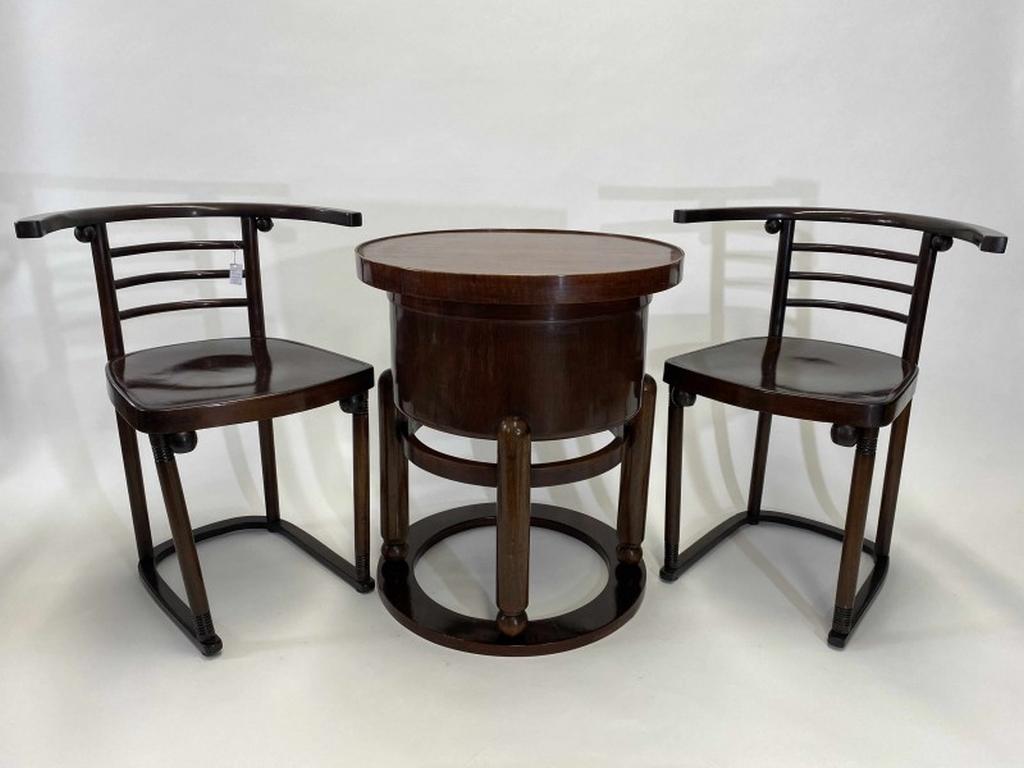 Mid-20th Century Art Deco Coffee Table