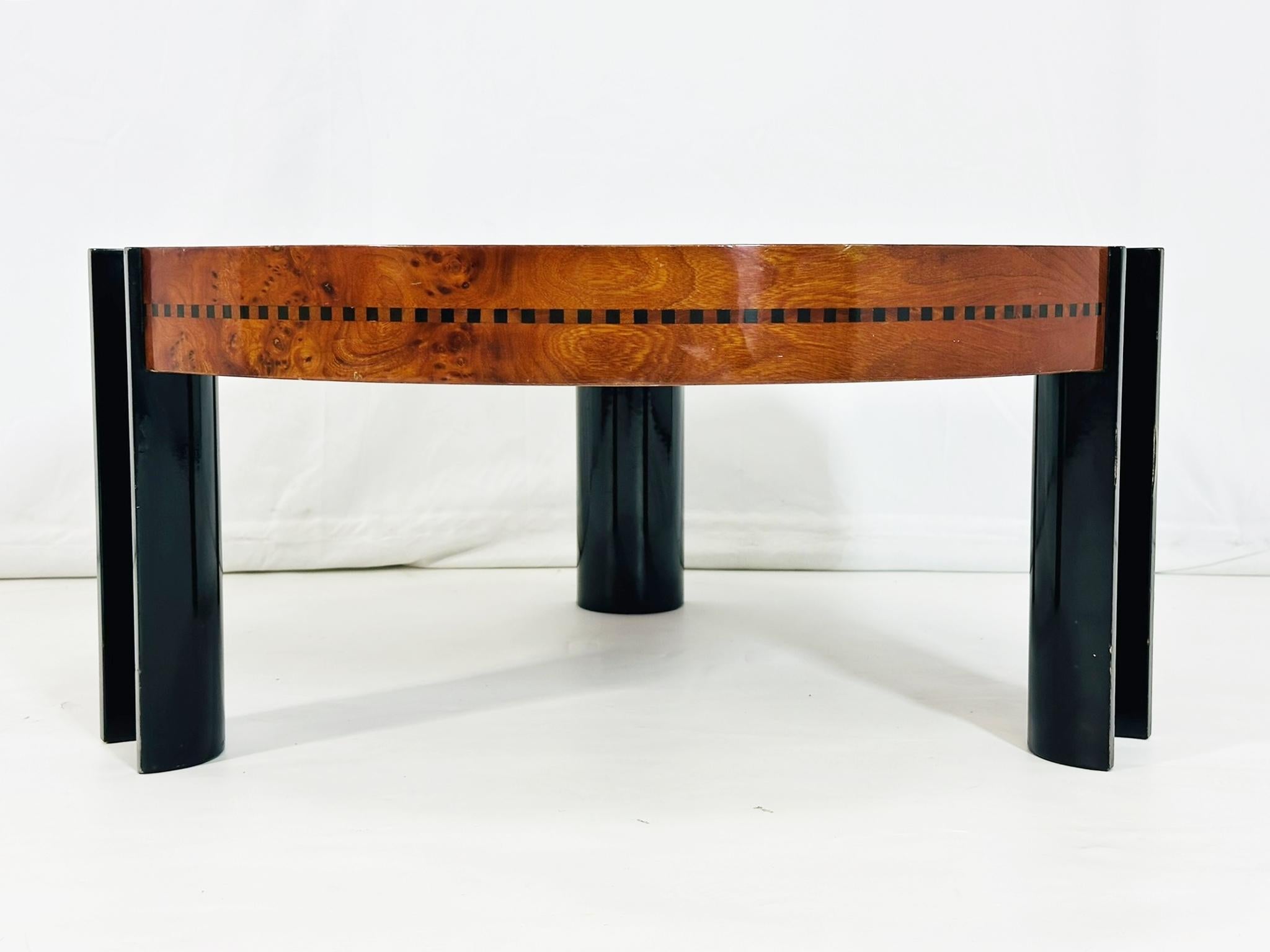Art Deco Coffee Table in Burlwood and Lacquered Legs, France 1940's In Good Condition In Los Angeles, CA