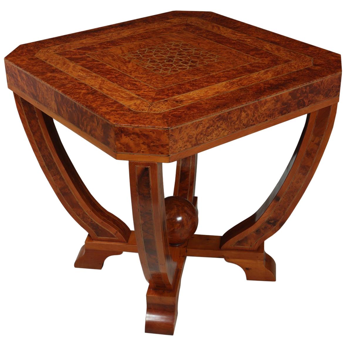 Art Deco Coffee Table in Burr Yew, circa 1930 For Sale