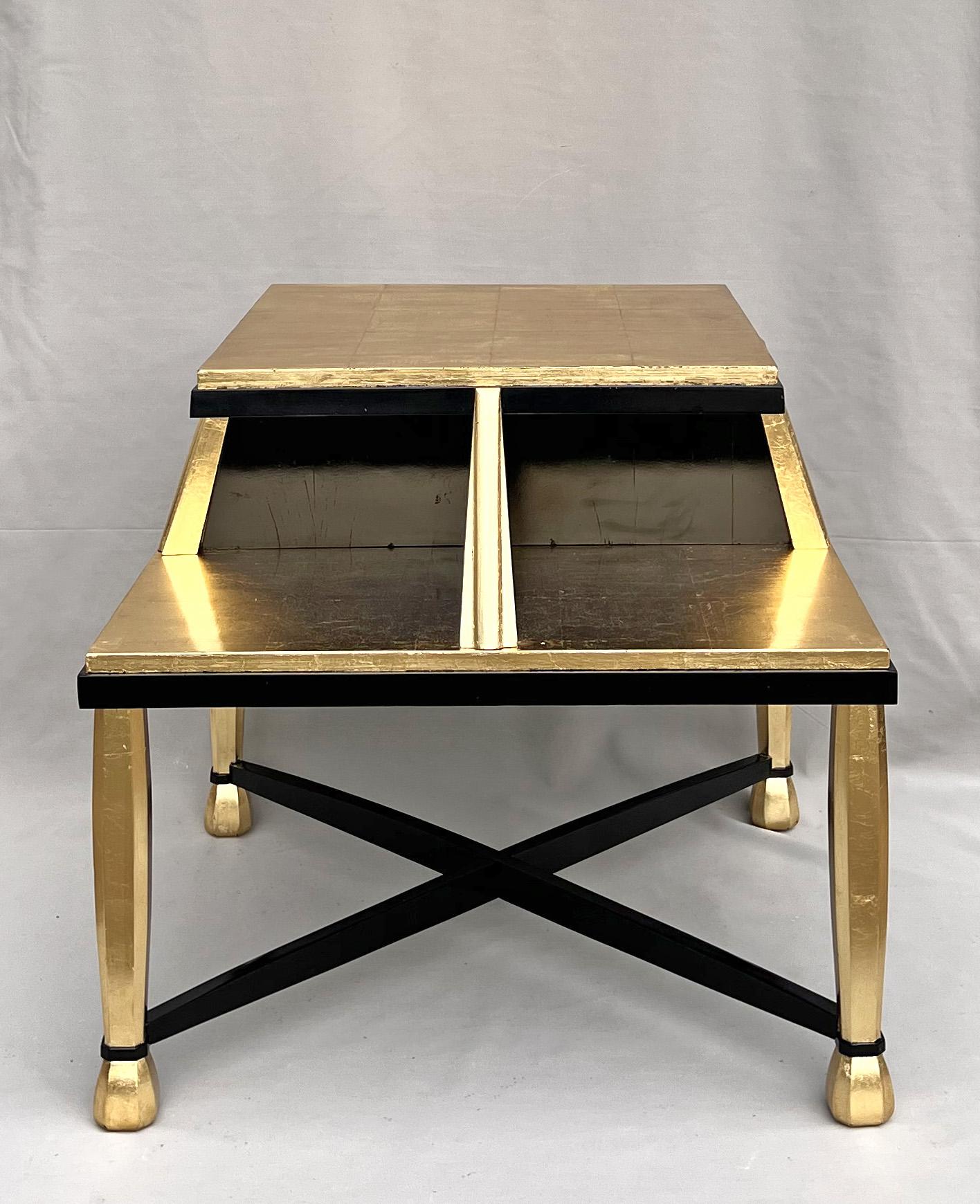 Art Deco Coffee Table in Giltwood and Black Lacquer, 1930s For Sale 10