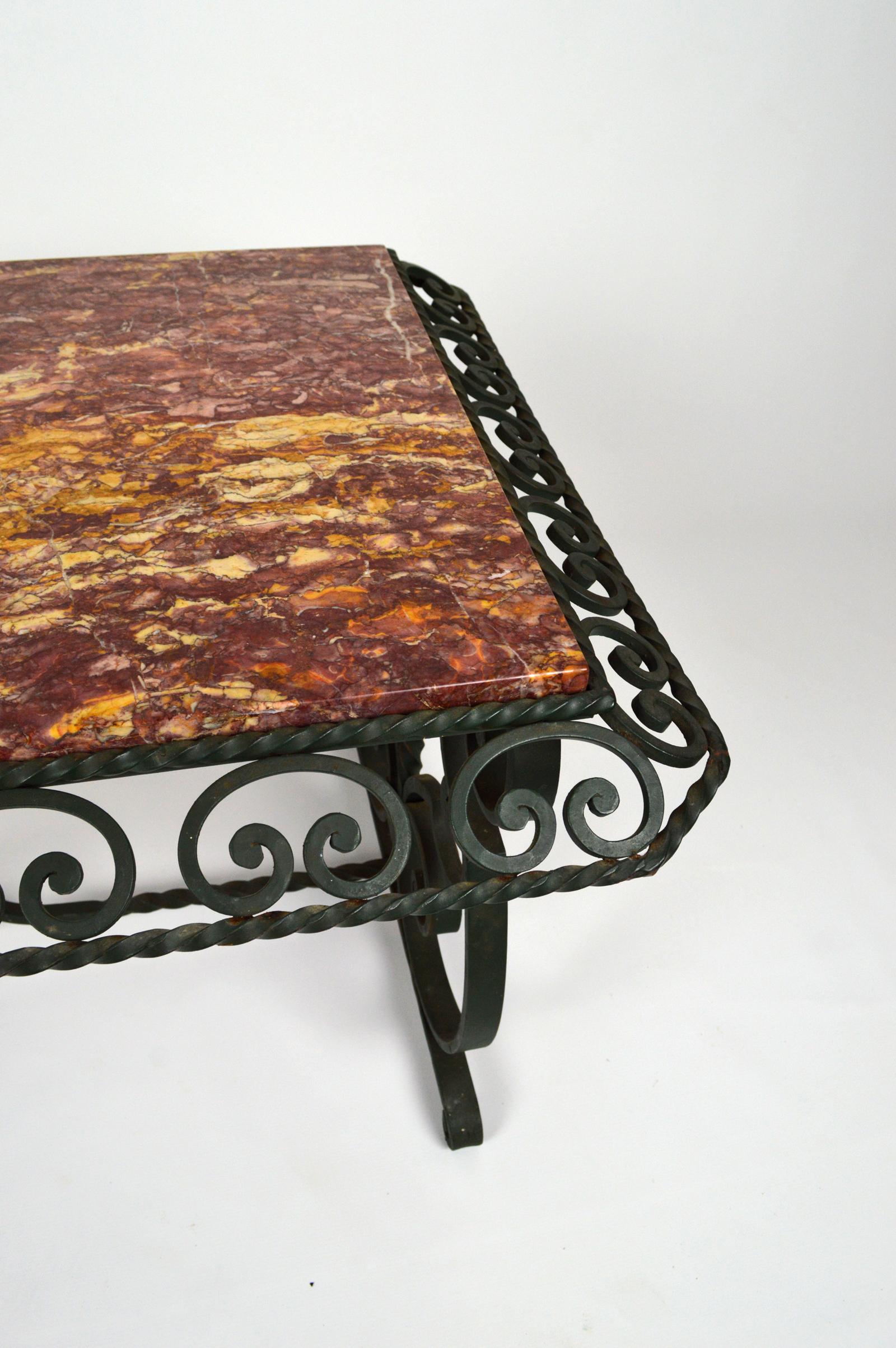 Art Deco Coffee Table in Marble and Wrought Iron, France, circa 1940 For Sale 3