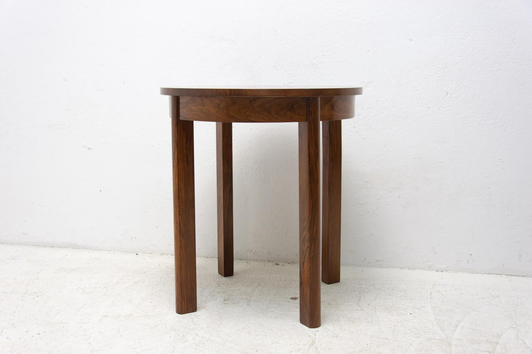 Art Deco  ART DECO coffee table in valnut, Czechoslovakia, 1940´s For Sale