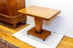 Mesa de centro Art Déco, de fresno sueco macizo con incrustaciones de nogal, 1945