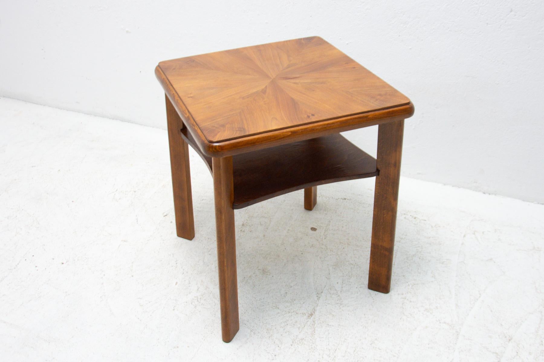 Art Deco Couchtisch Thonet, 1930er Jahre, Tschechoslowakei im Angebot 3