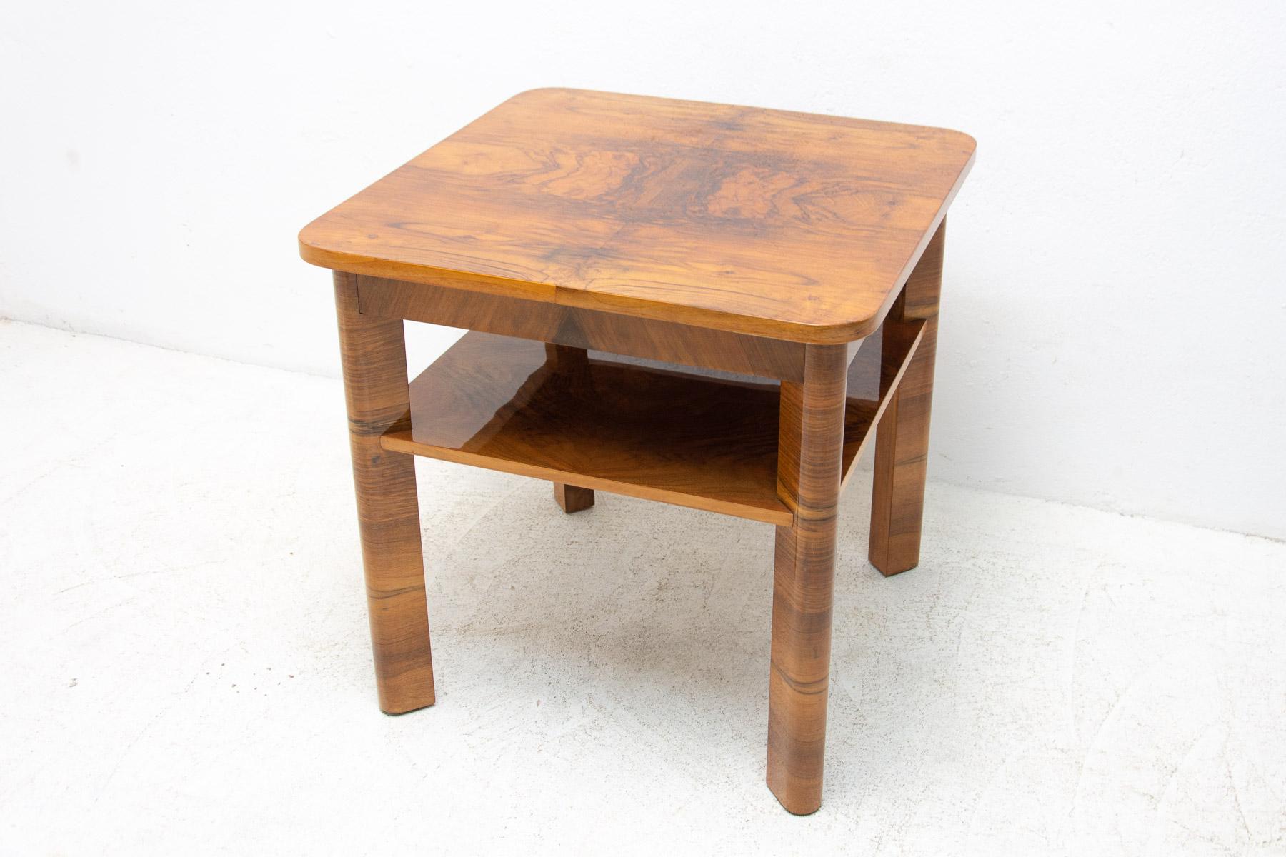 Art Deco Coffee Table Thonet Attribute, 1930´s, Bohemia For Sale 5