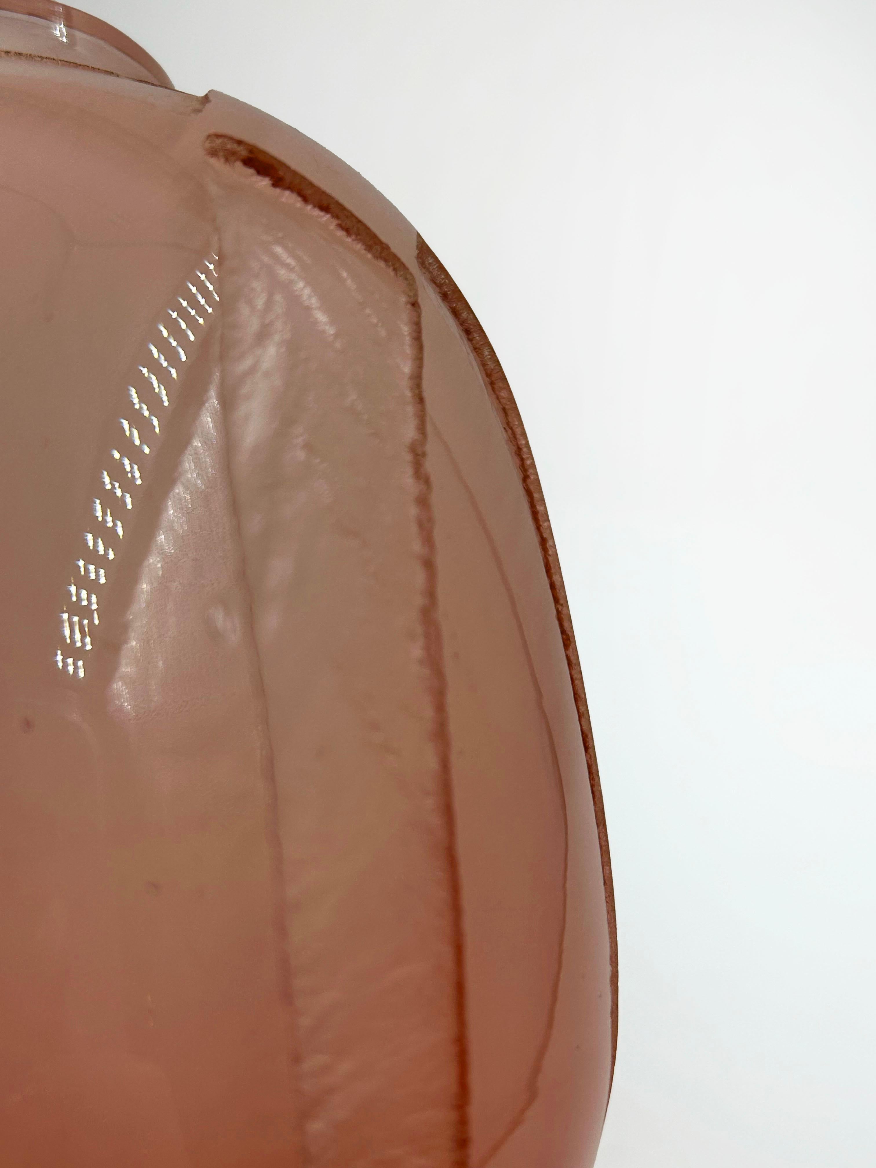 Intagliato a mano Vaso cognac Art Deco di Charder in vendita